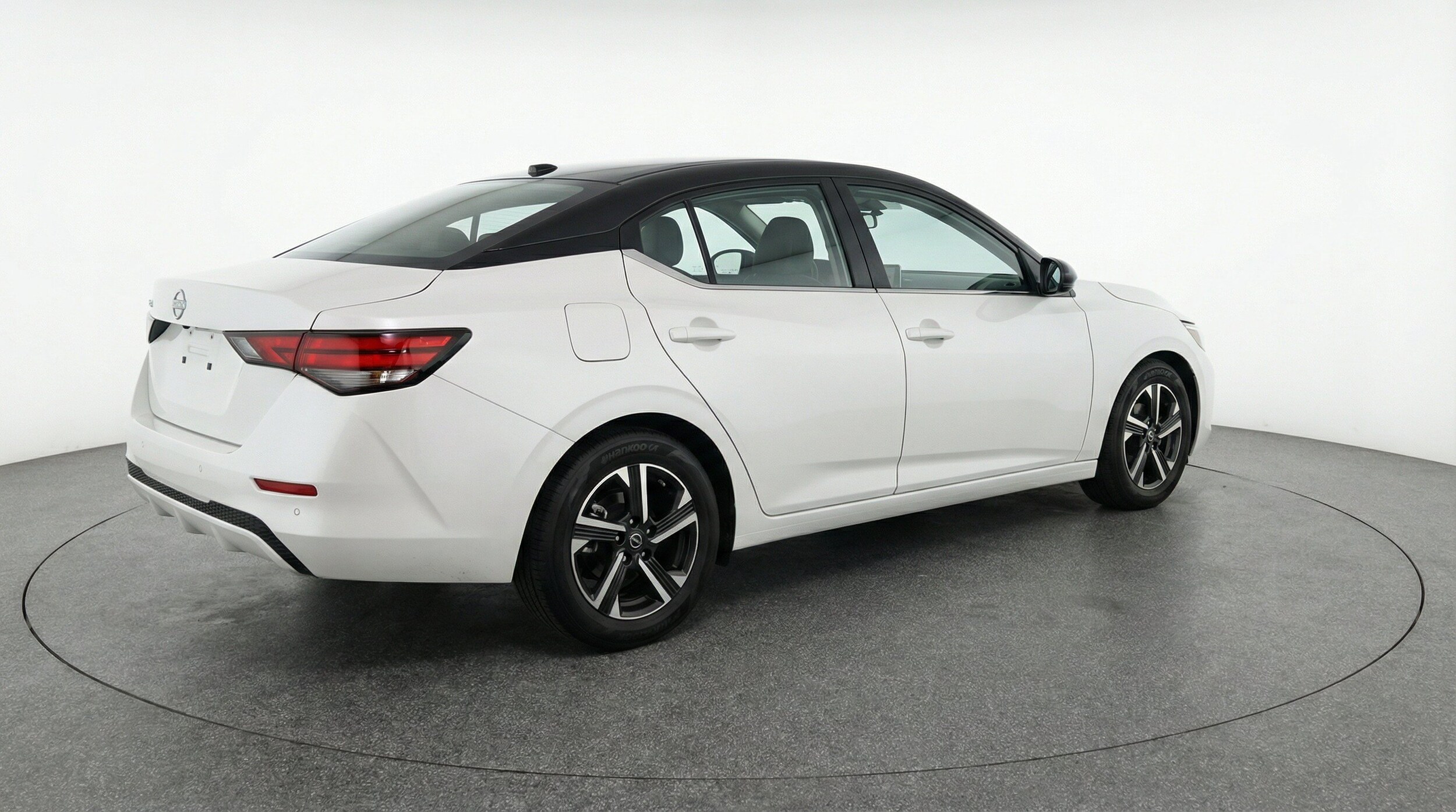 Thumbnail: 2025 Nissan Sentra - 9