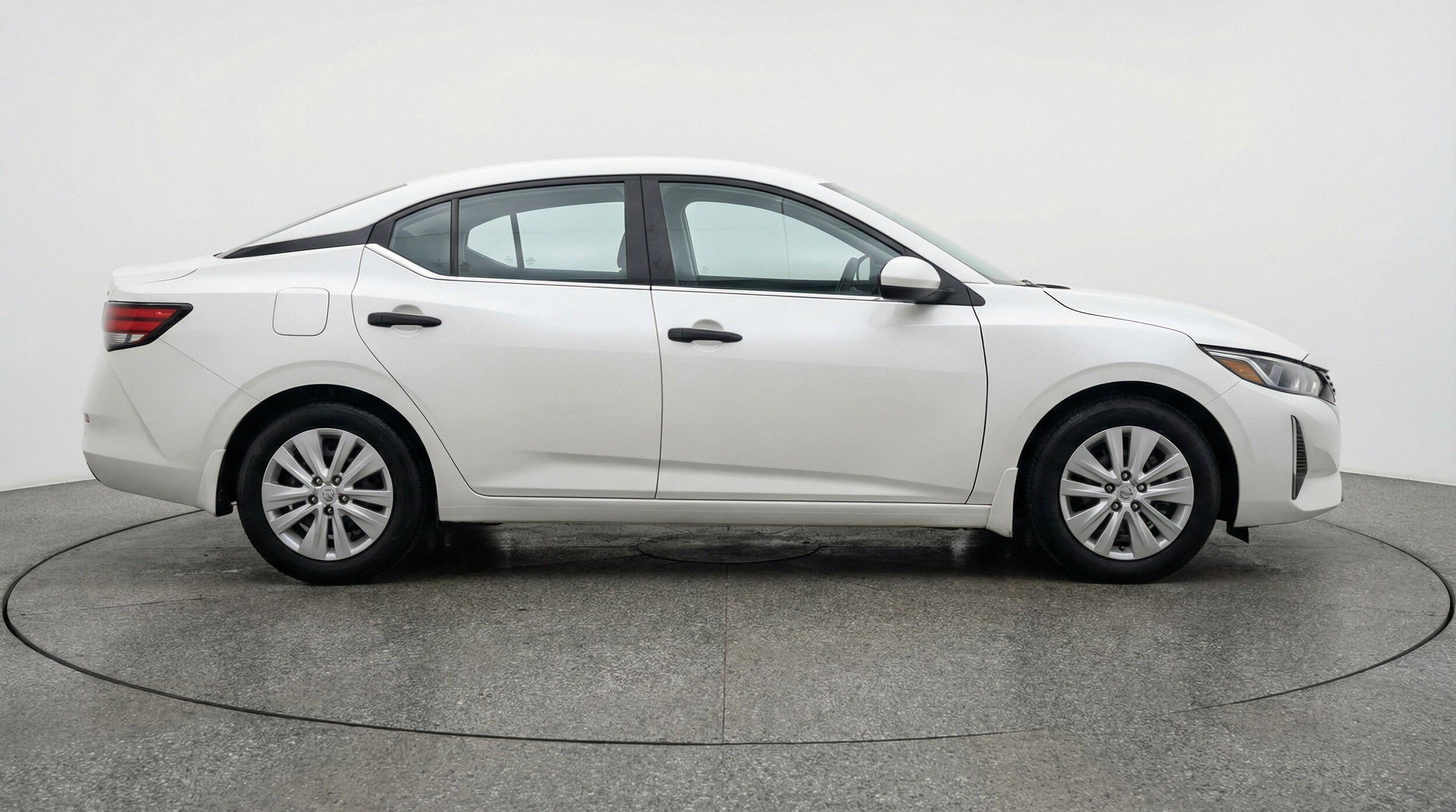 Thumbnail: 2025 Nissan Sentra - 11