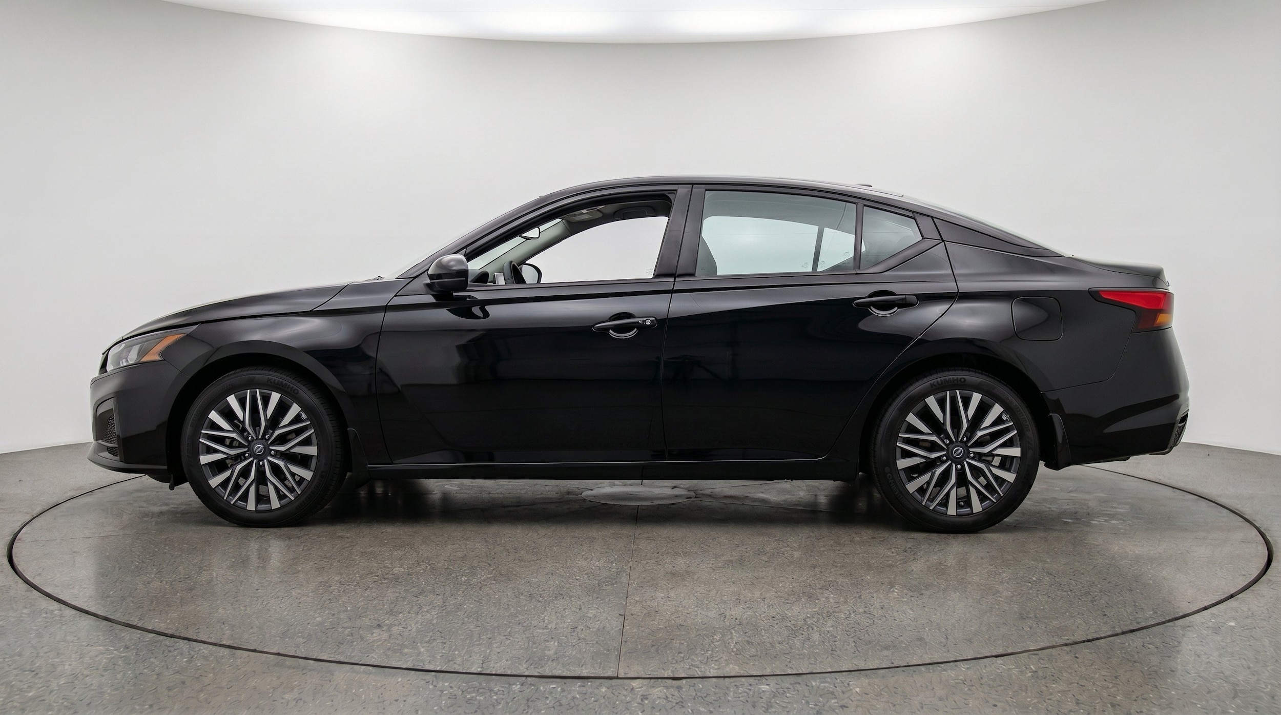 Thumbnail: 2026 Nissan Altima - 5
