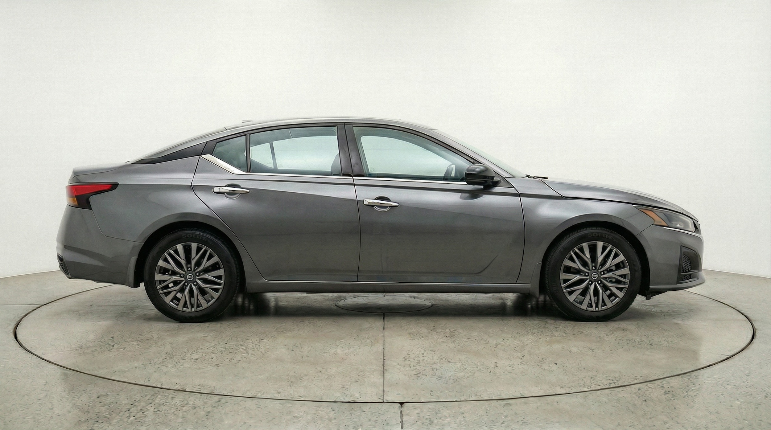 Thumbnail: 2025 Nissan Altima - 8