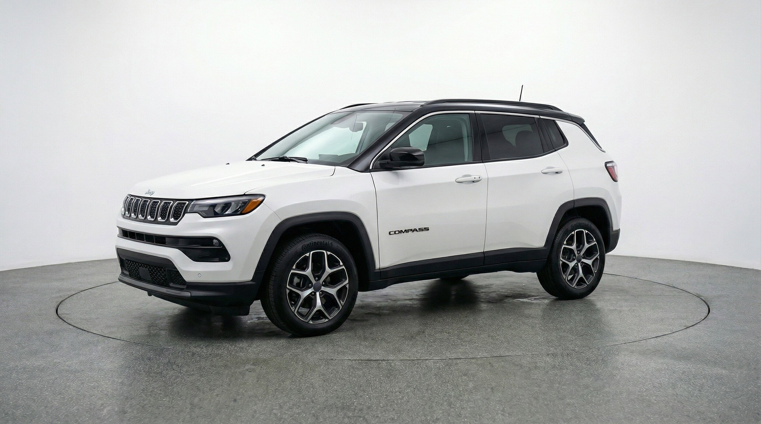 Thumbnail: 2025 Jeep Compass - 3