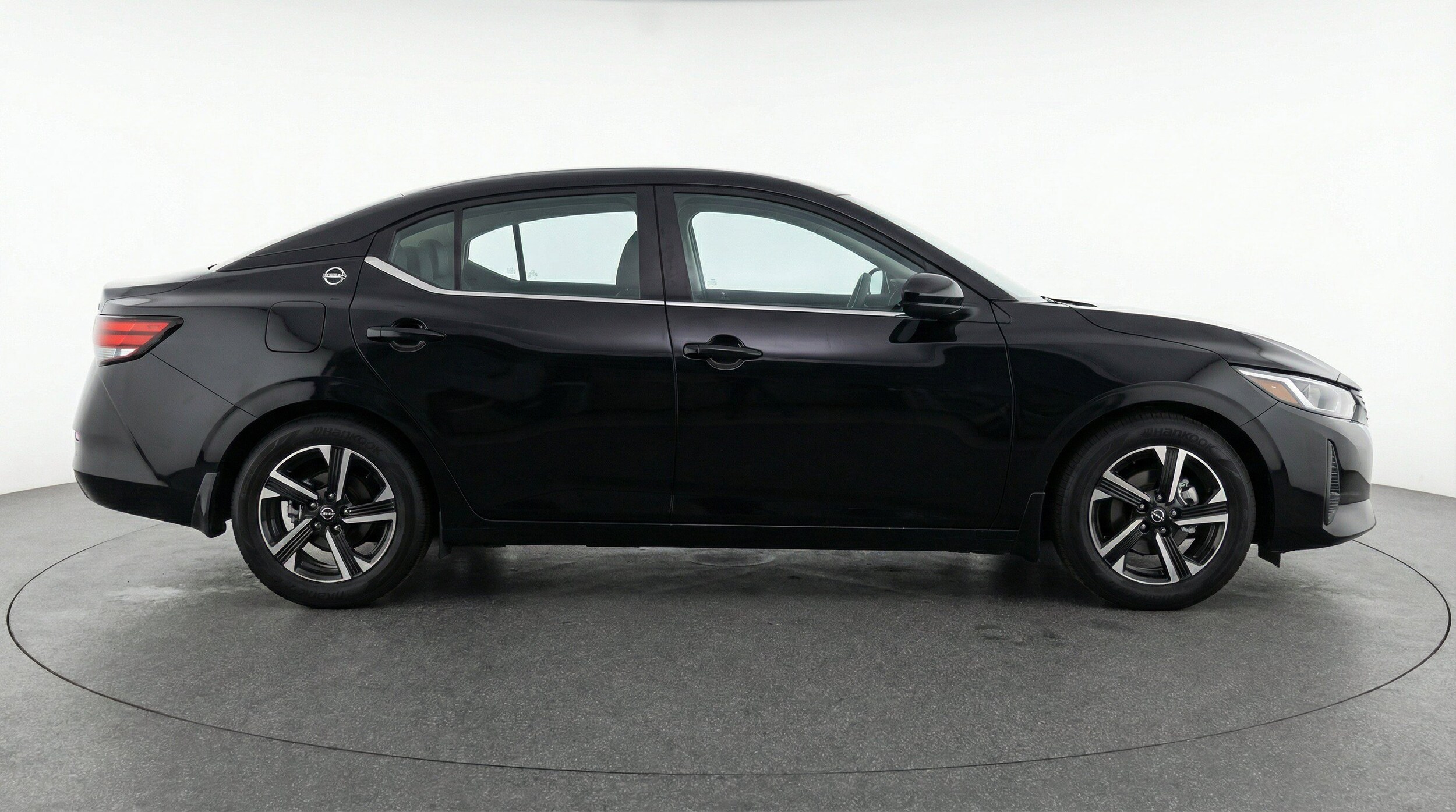 Thumbnail: 2025 Nissan Sentra - 11