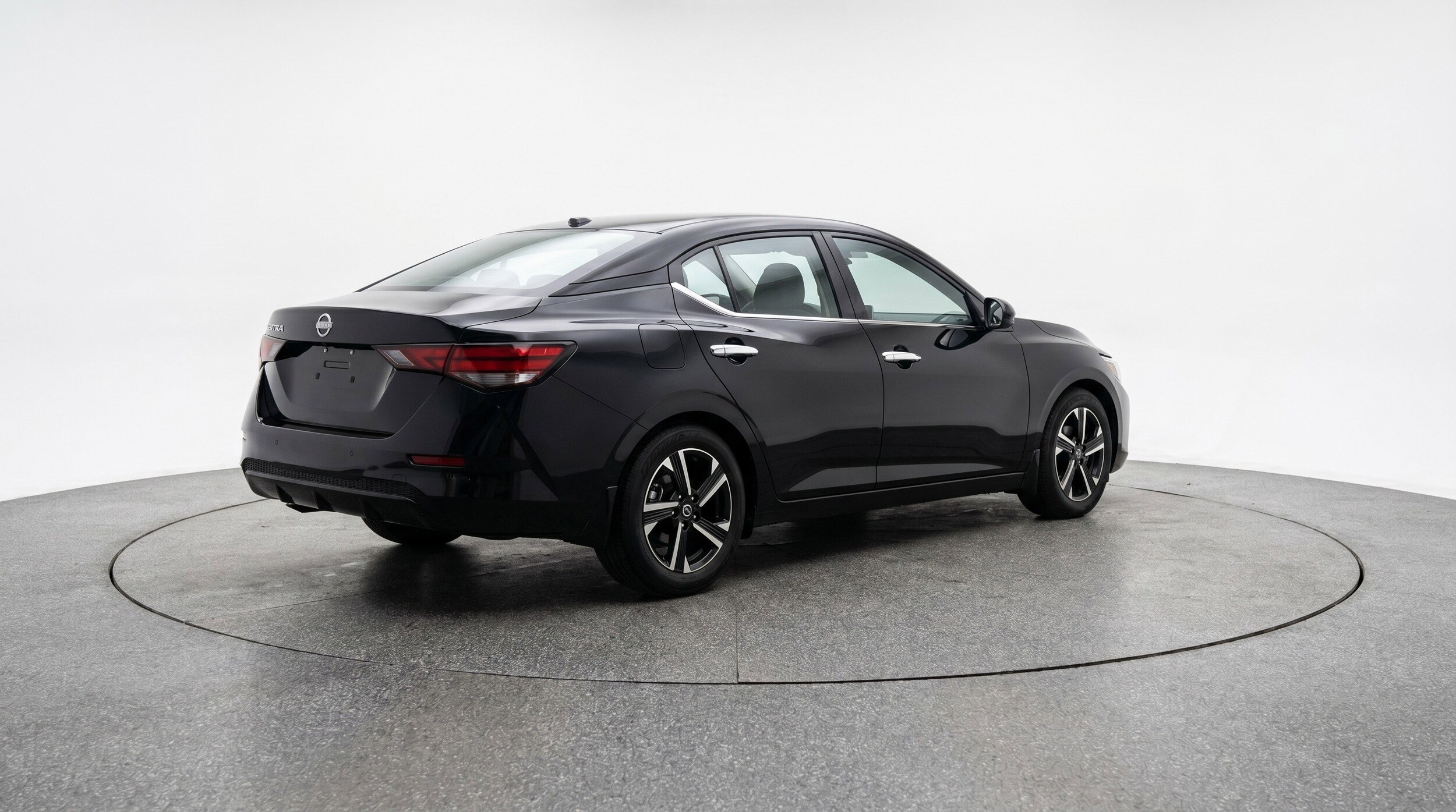 Thumbnail: 2025 Nissan Sentra - 9