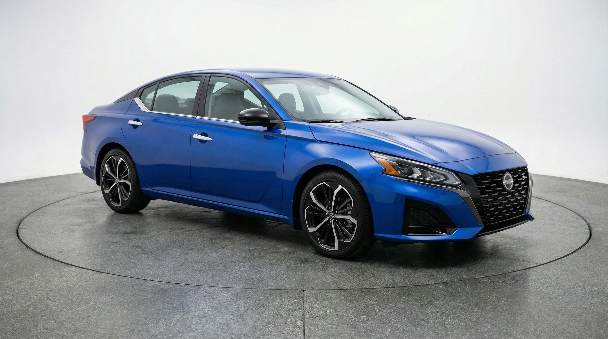 Thumbnail: 2025 Nissan Altima - 1