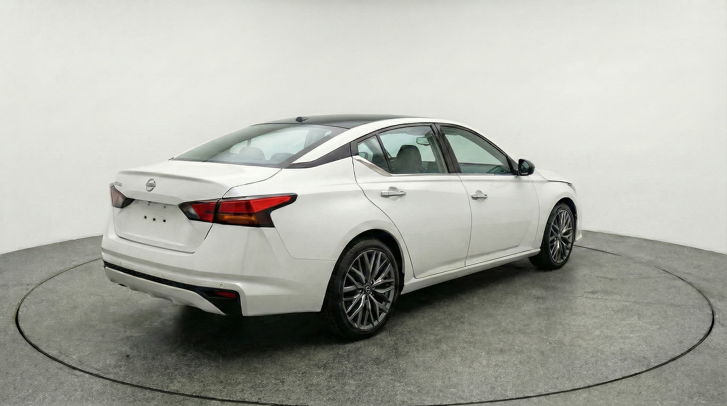 Thumbnail: 2025 Nissan Altima - 7