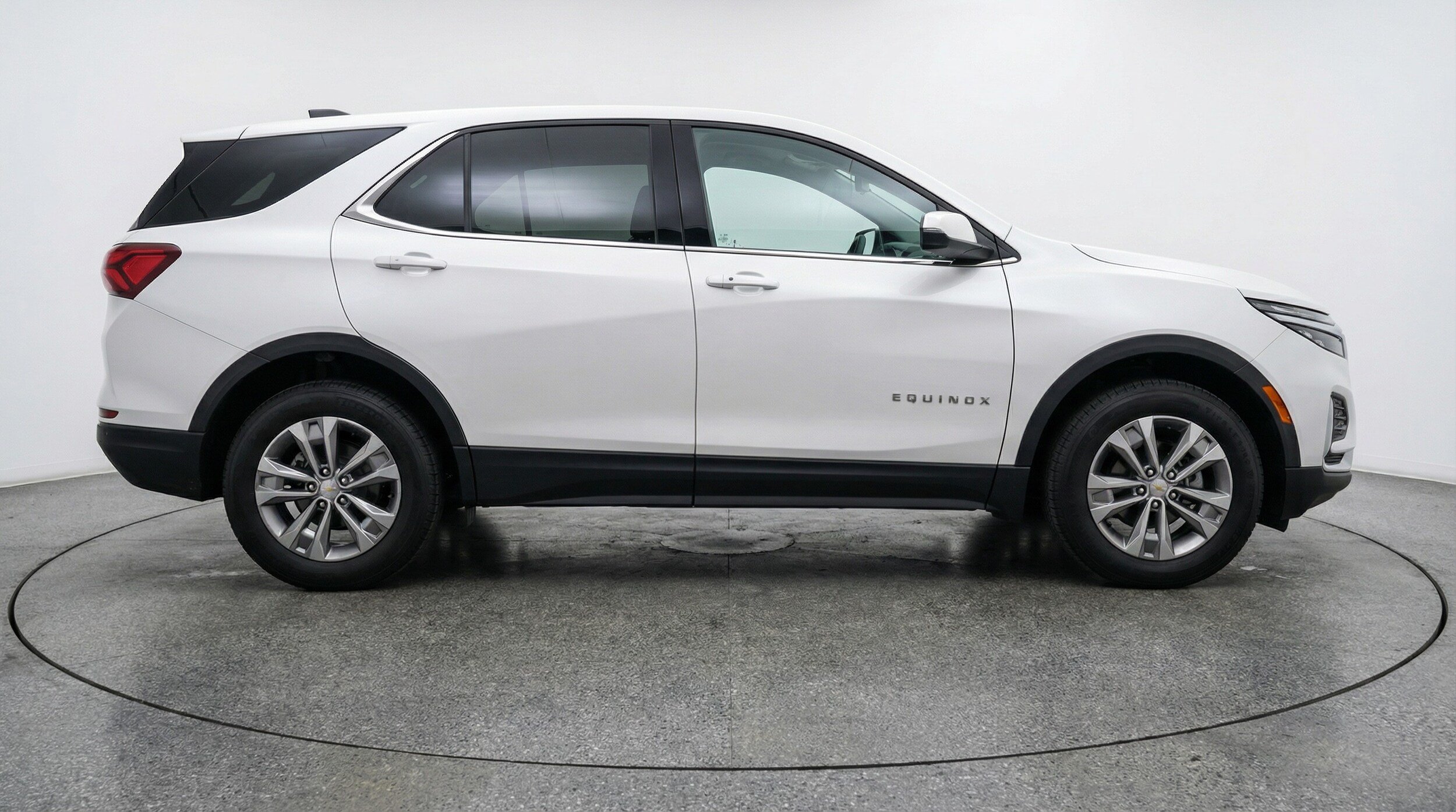 Thumbnail: 2025 Chevrolet Equinox - 8