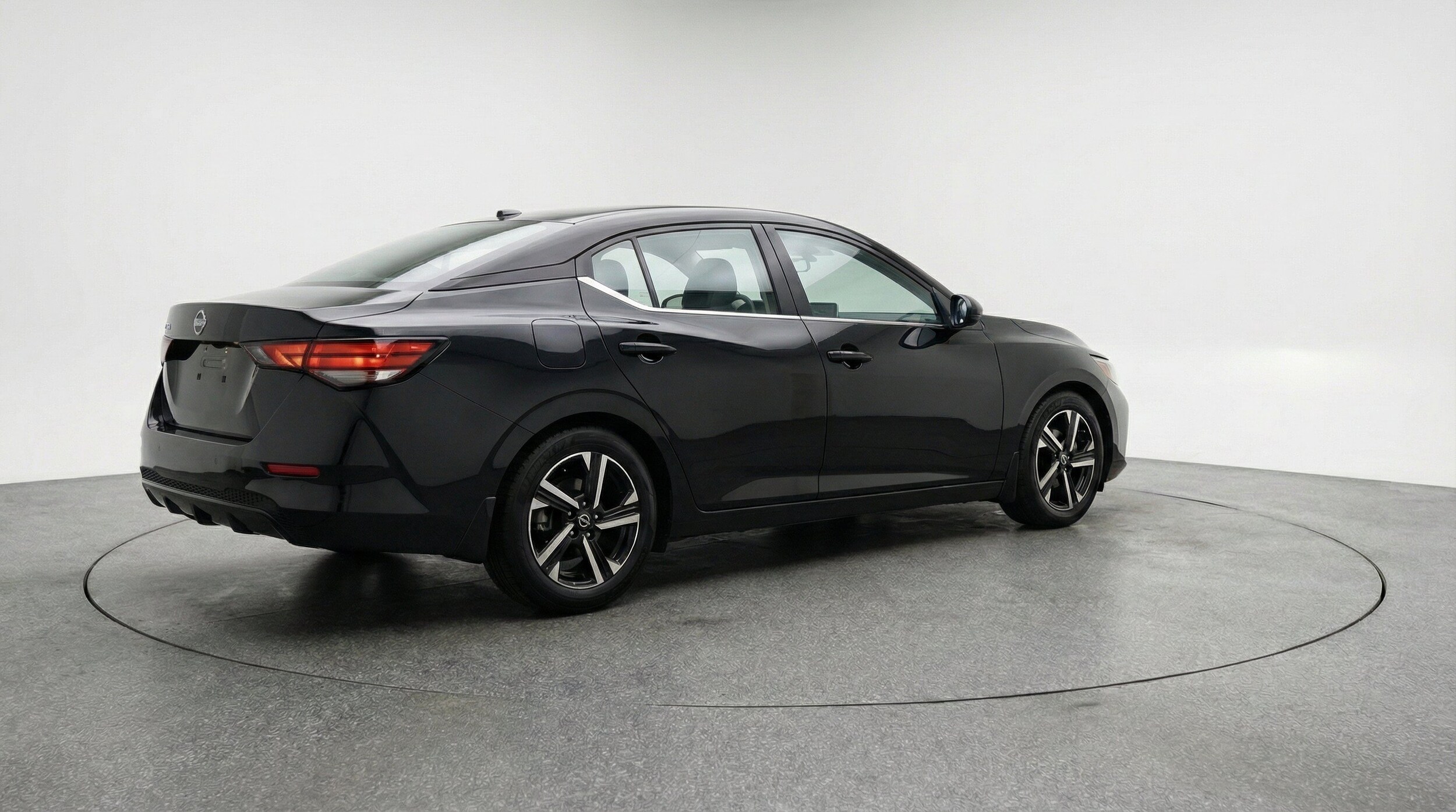 Thumbnail: 2025 Nissan Sentra - 9