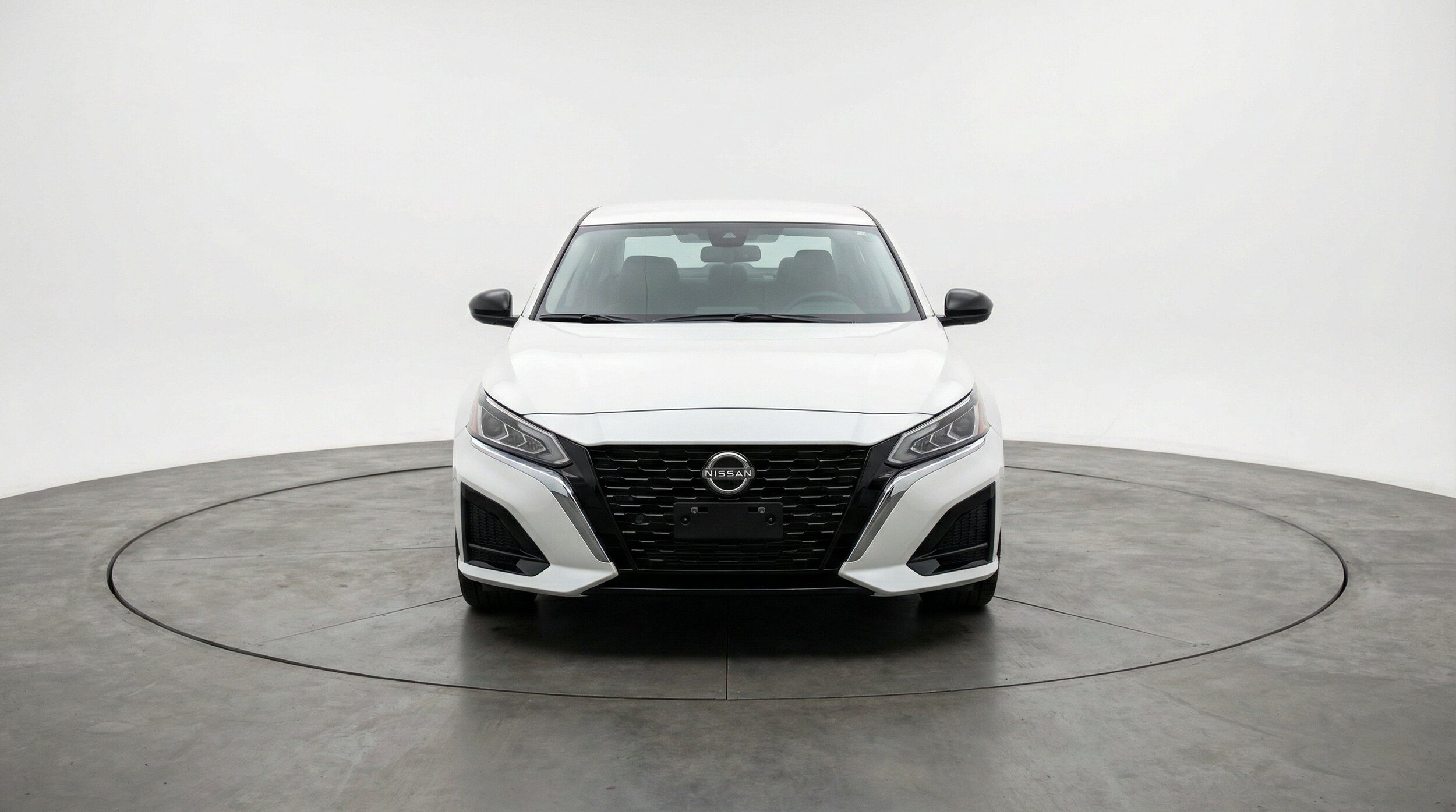 Thumbnail: 2025 Nissan Altima - 2