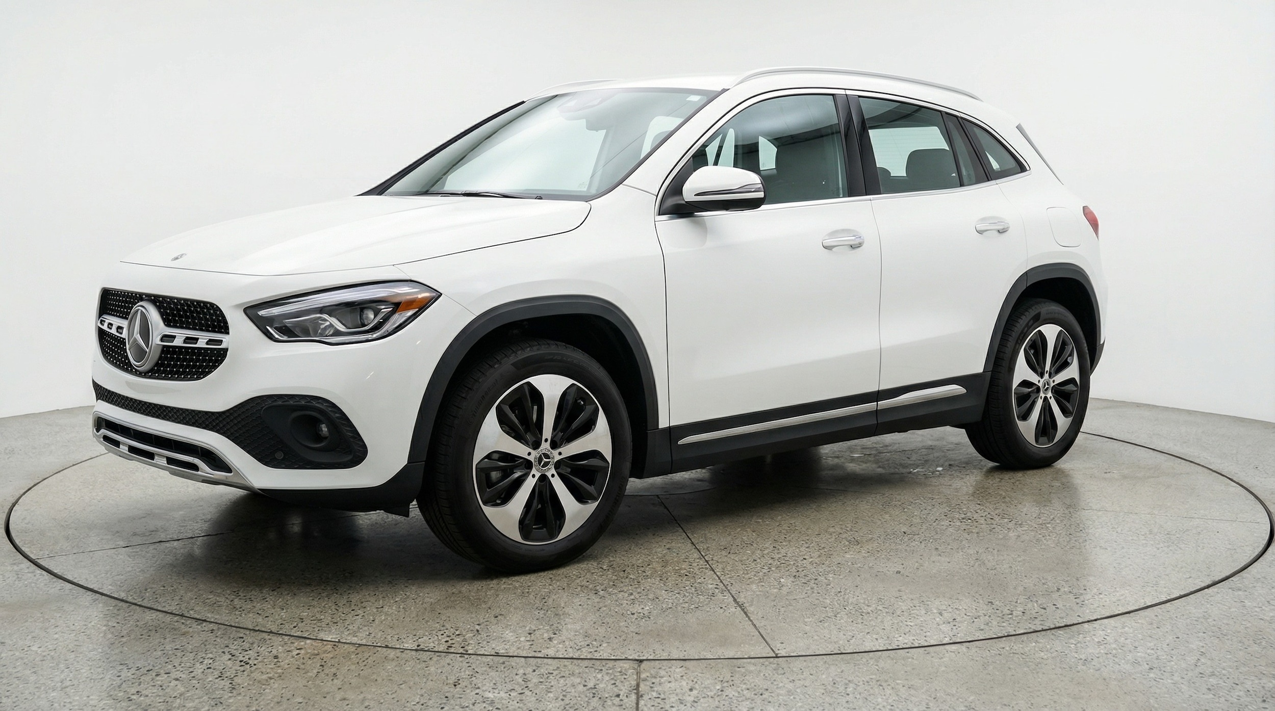 Thumbnail: 2025 Mercedes-Benz GLA - 3