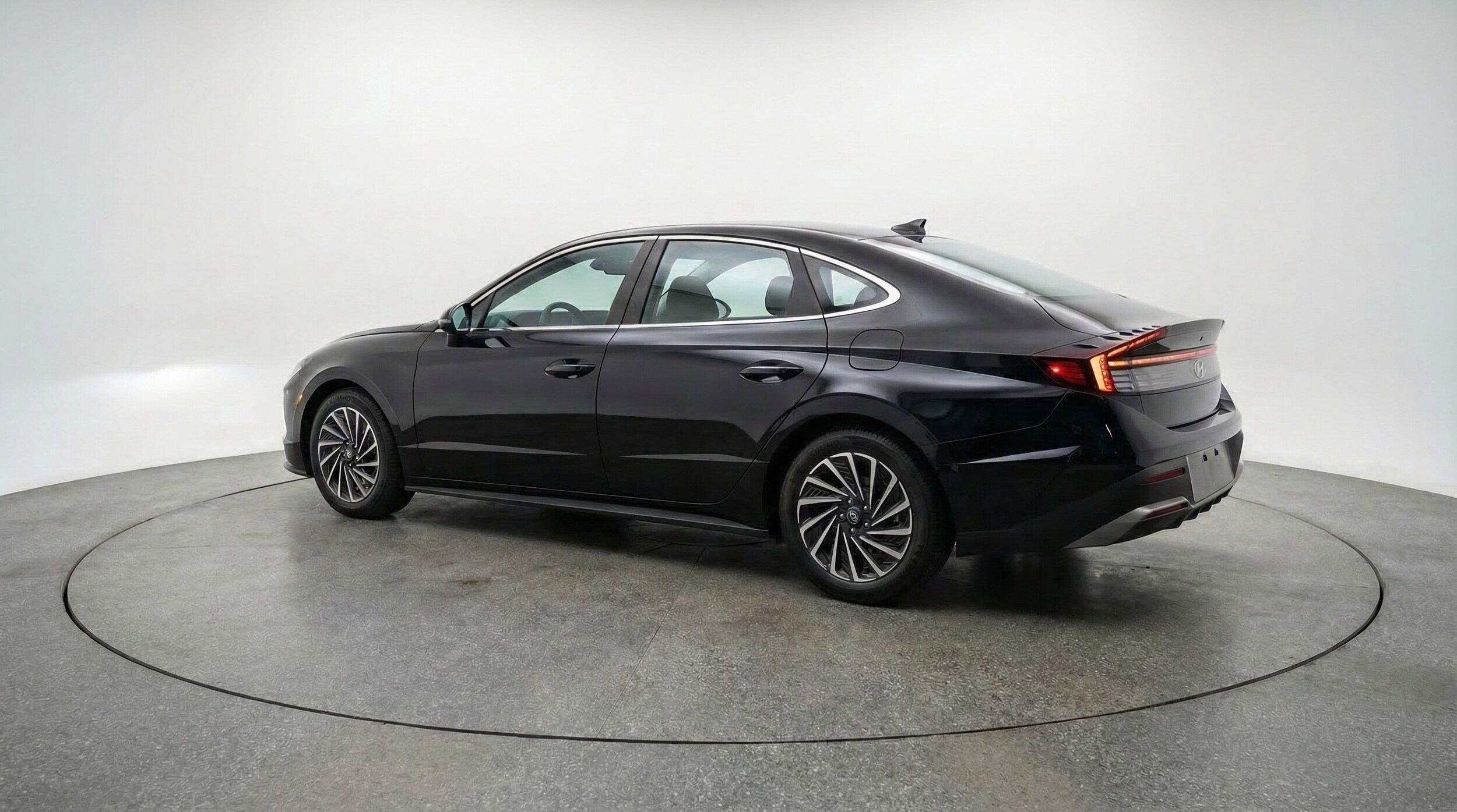 Thumbnail: 2025 Hyundai Sonata - 6