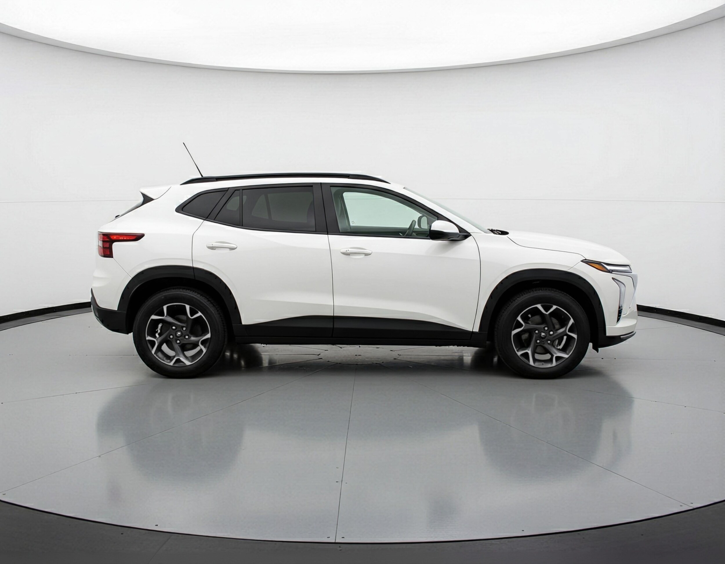 Thumbnail: 2025 Chevrolet Trax - 11