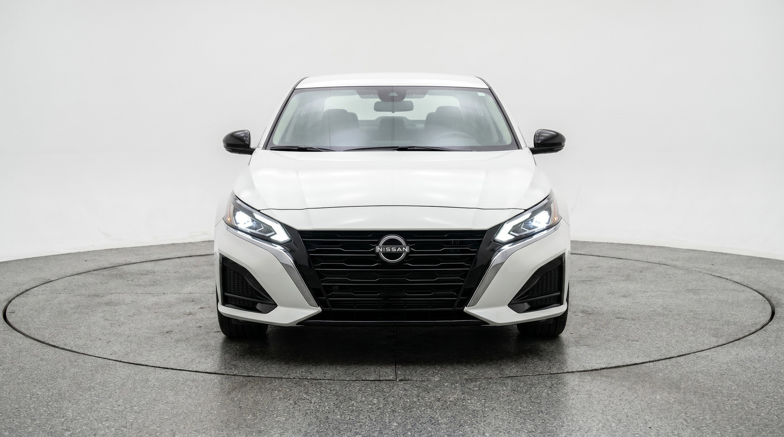 Thumbnail: 2025 Nissan Altima - 2