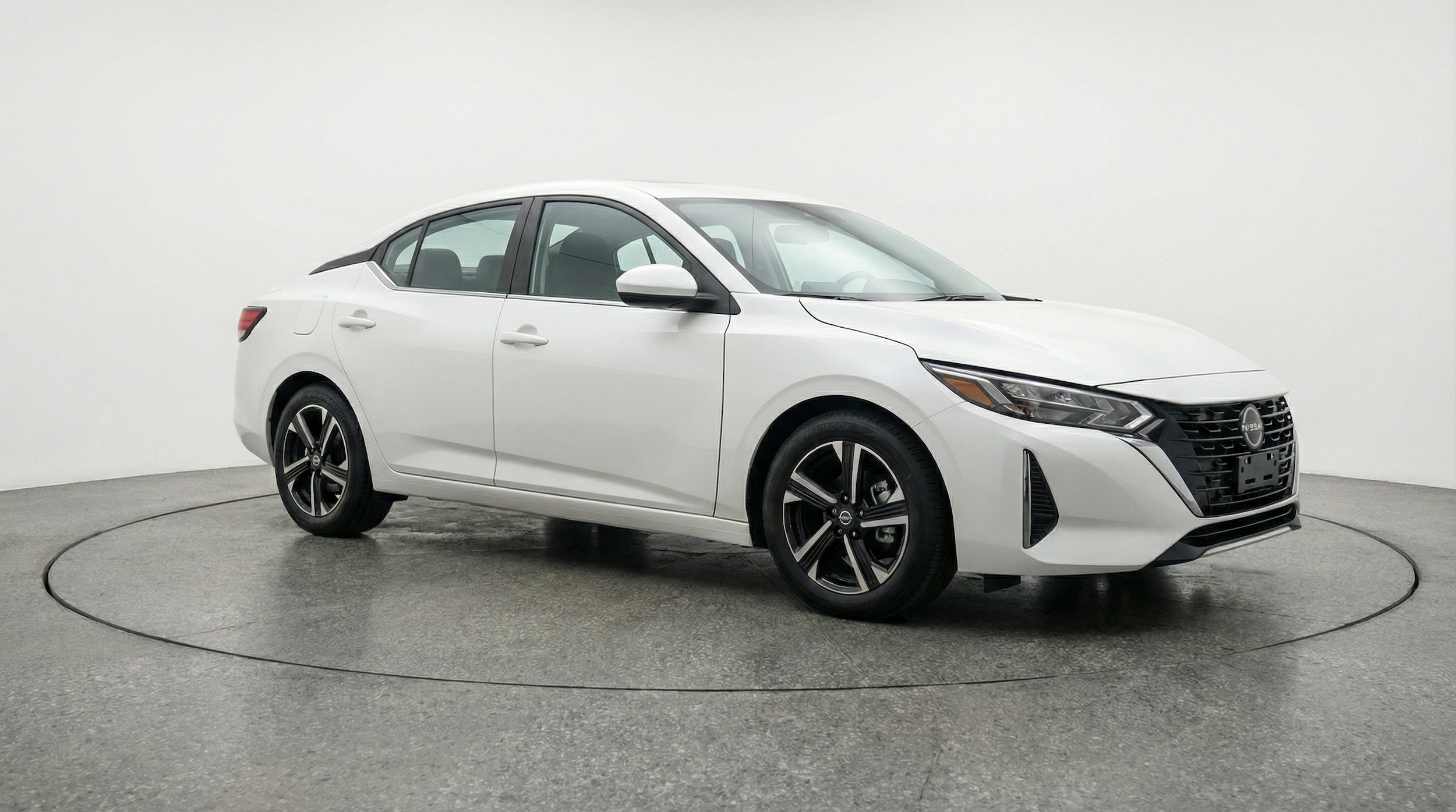 Thumbnail: 2025 Nissan Sentra - 1