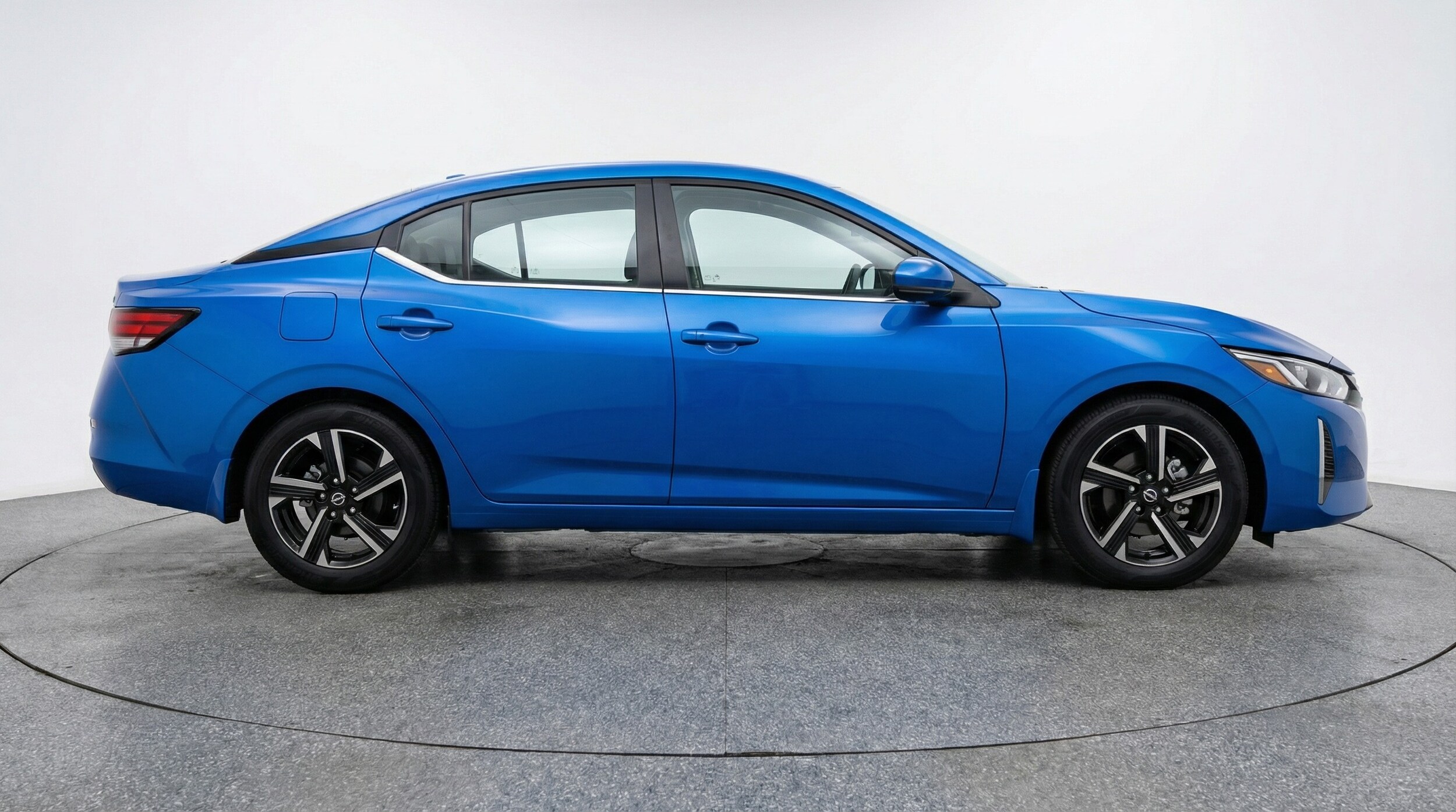 Thumbnail: 2025 Nissan Sentra - 8