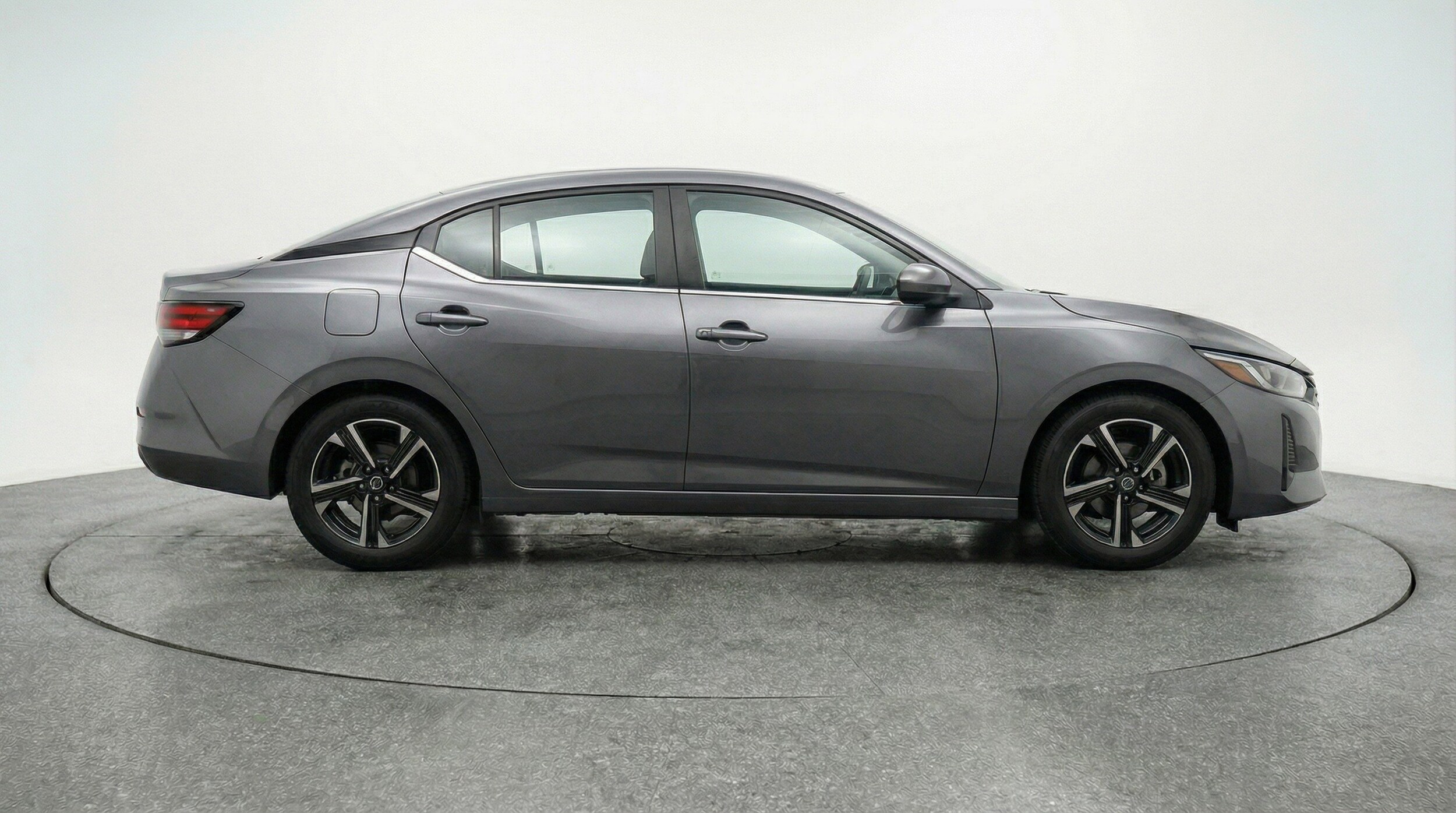 Thumbnail: 2025 Nissan Sentra - 11