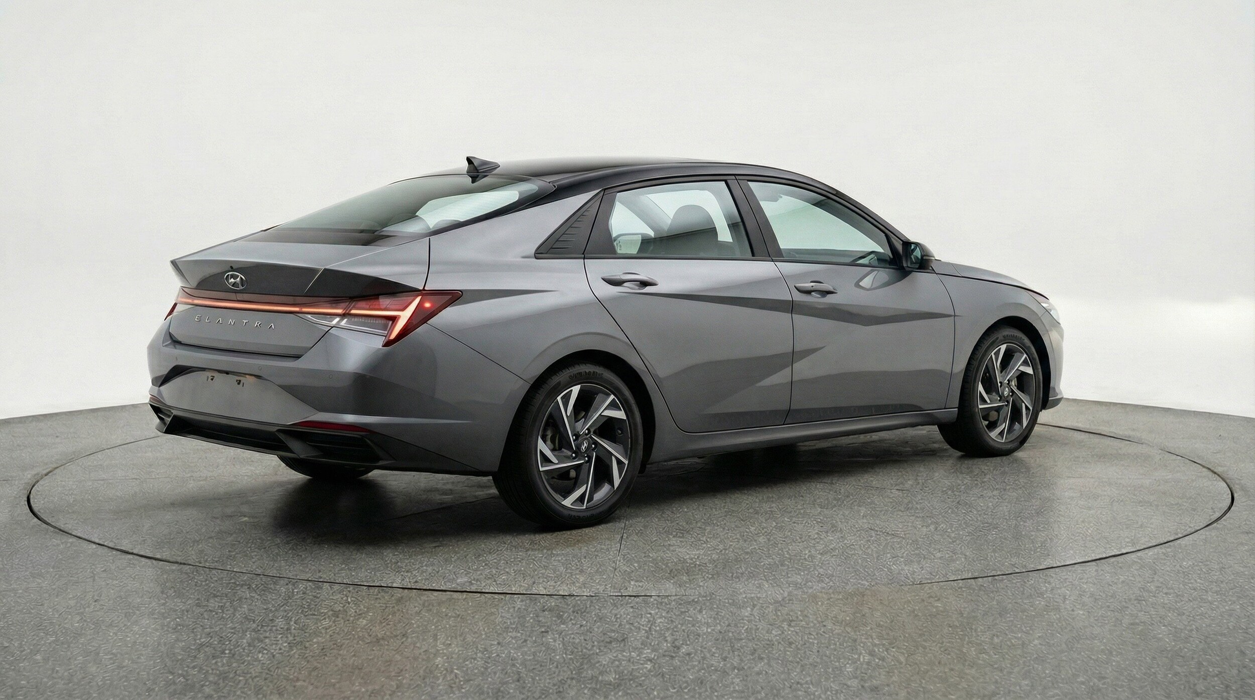 Thumbnail: 2025 Hyundai Elantra - 9