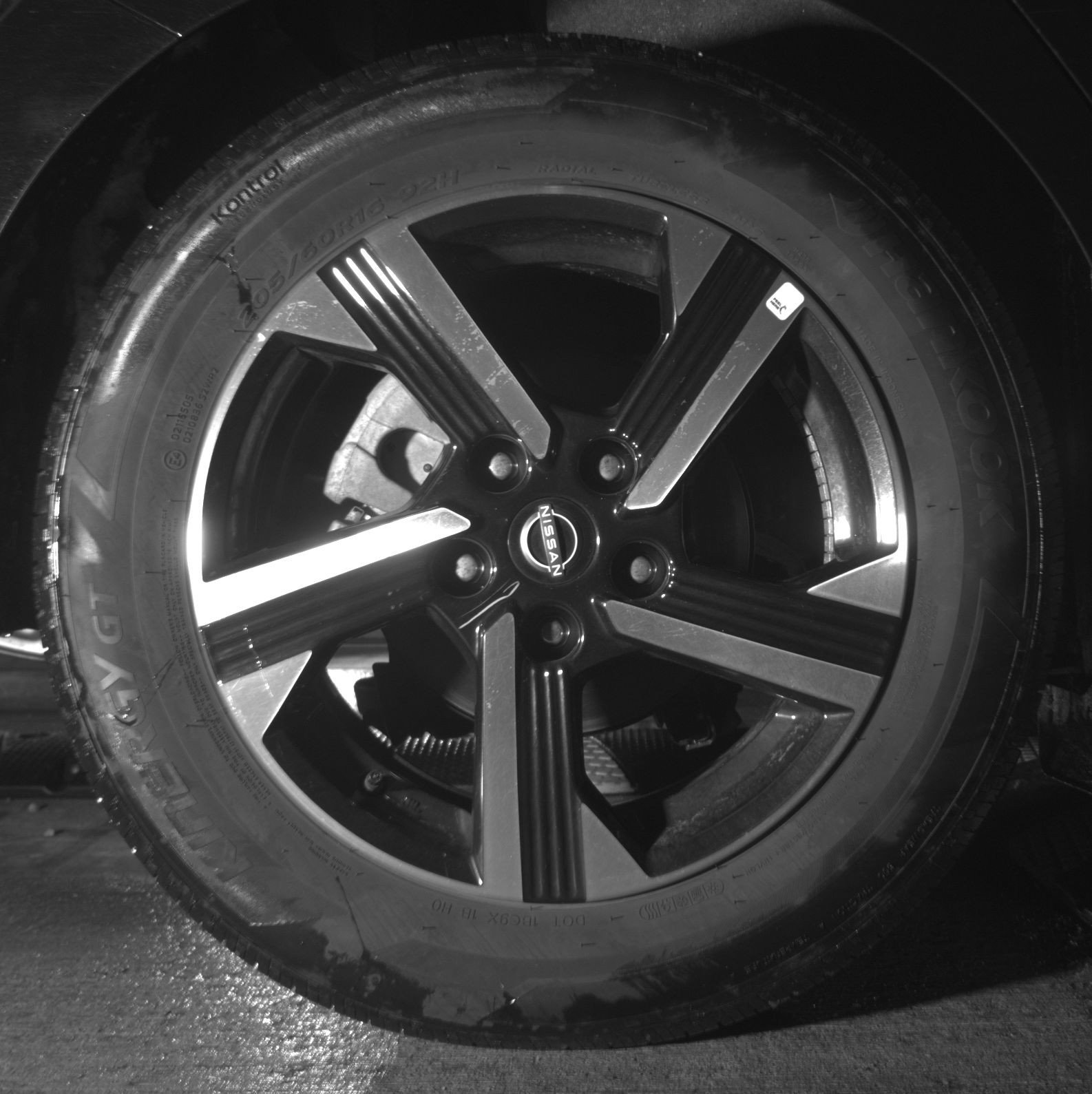 Thumbnail: 2025 Nissan Sentra - 15