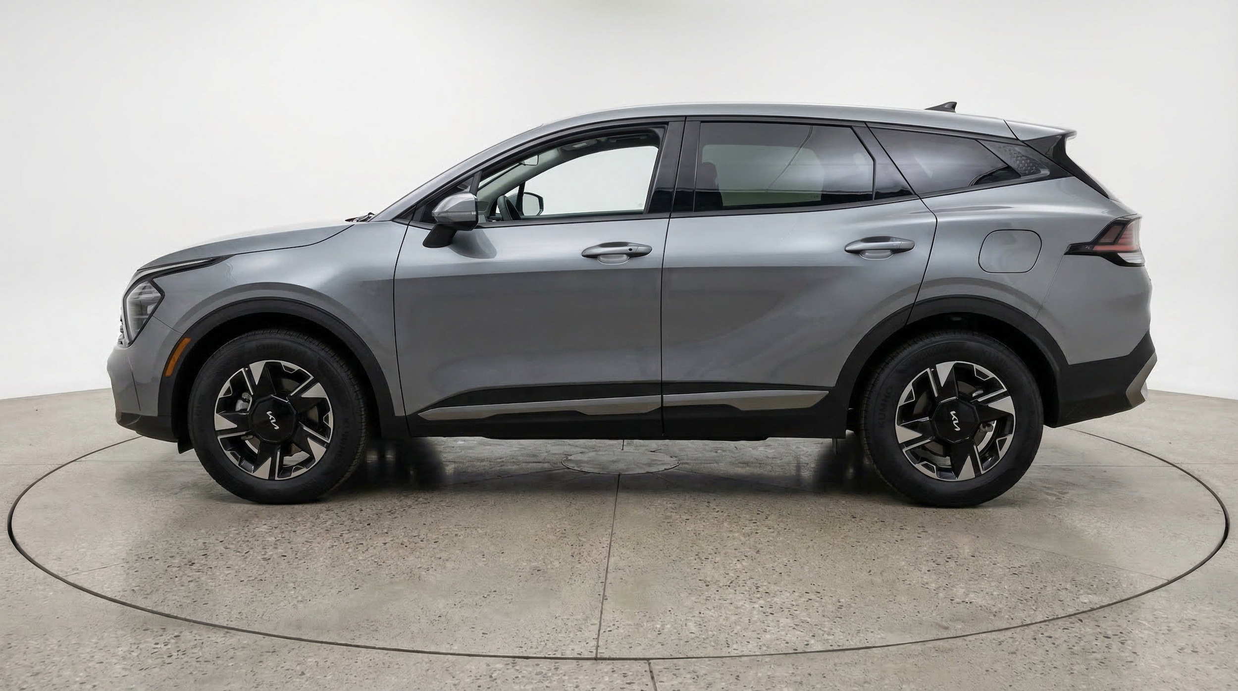 Thumbnail: 2026 Kia Sportage - 5