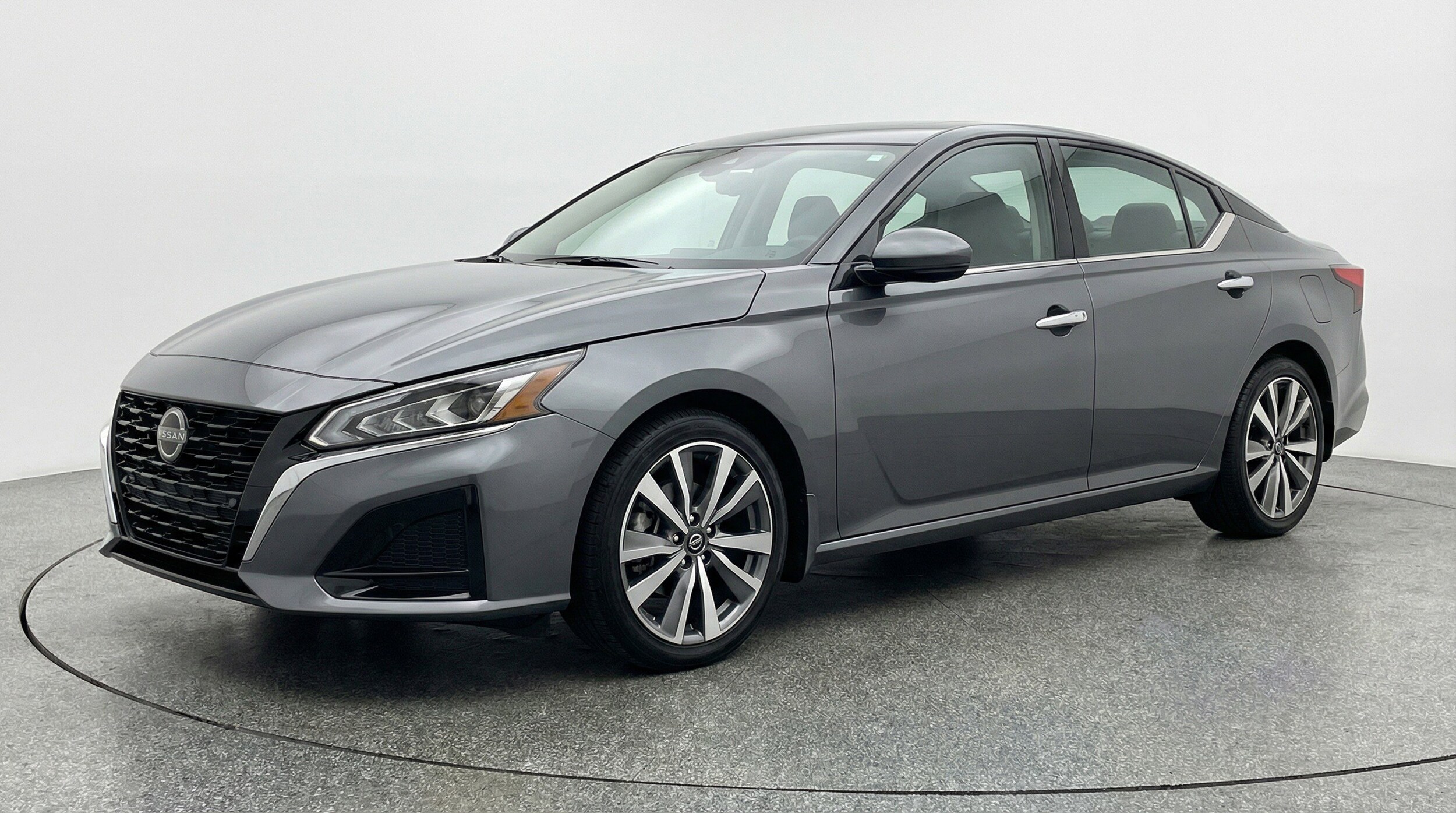 Thumbnail: 2025 Nissan Altima - 3