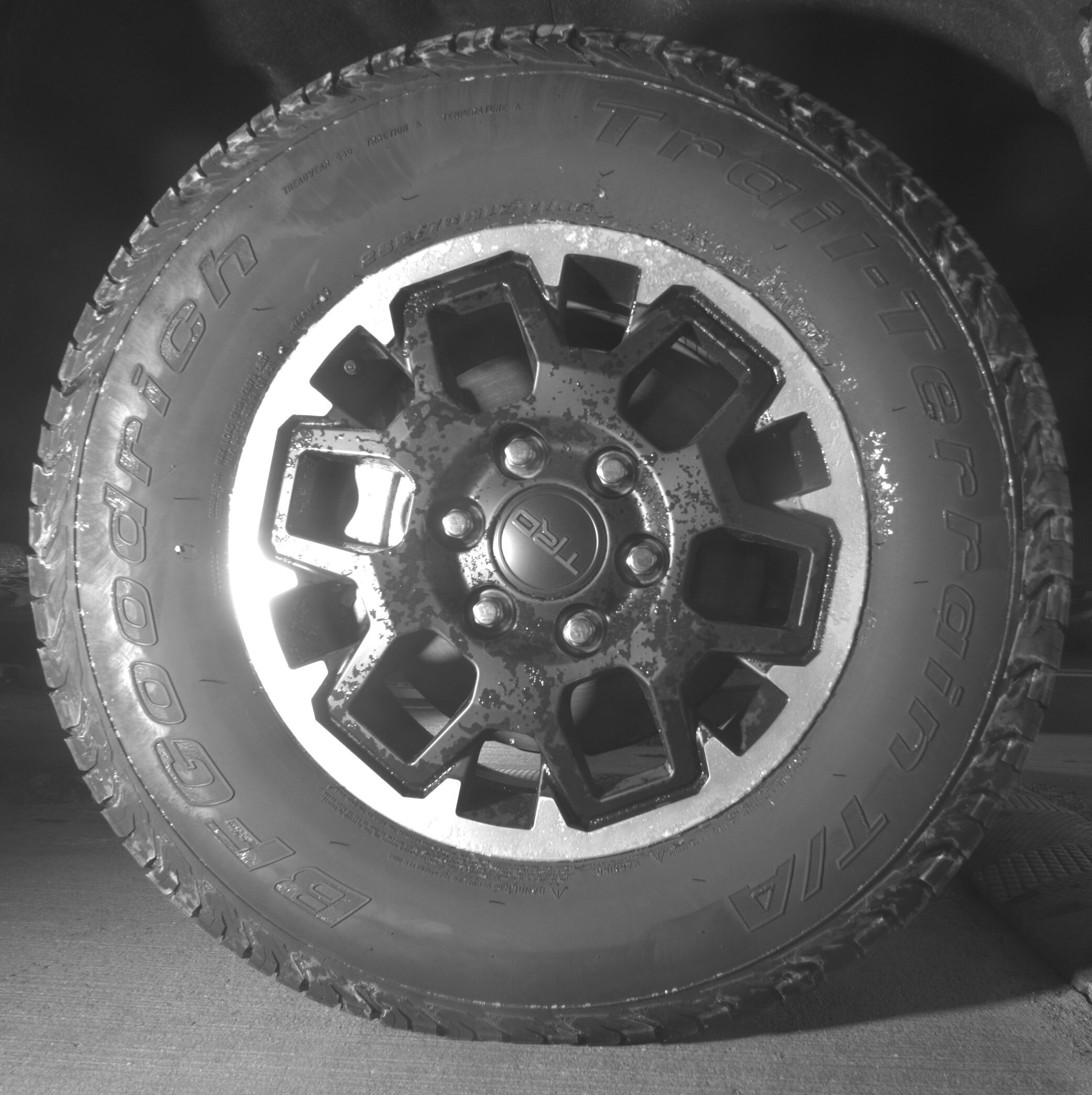 Thumbnail: 2025 Toyota Tacoma - 10