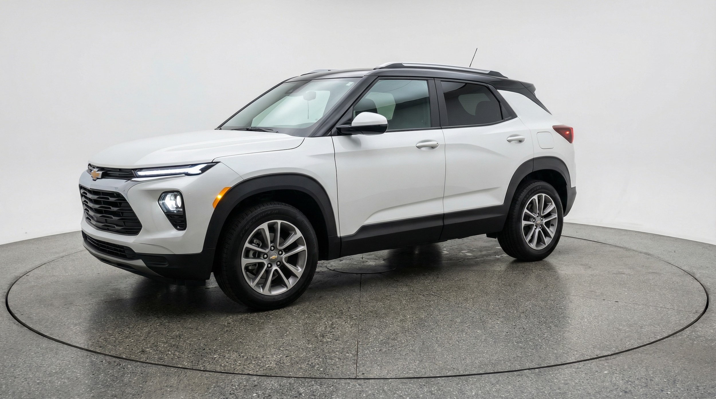 Thumbnail: 2025 Chevrolet TrailBlazer - 3