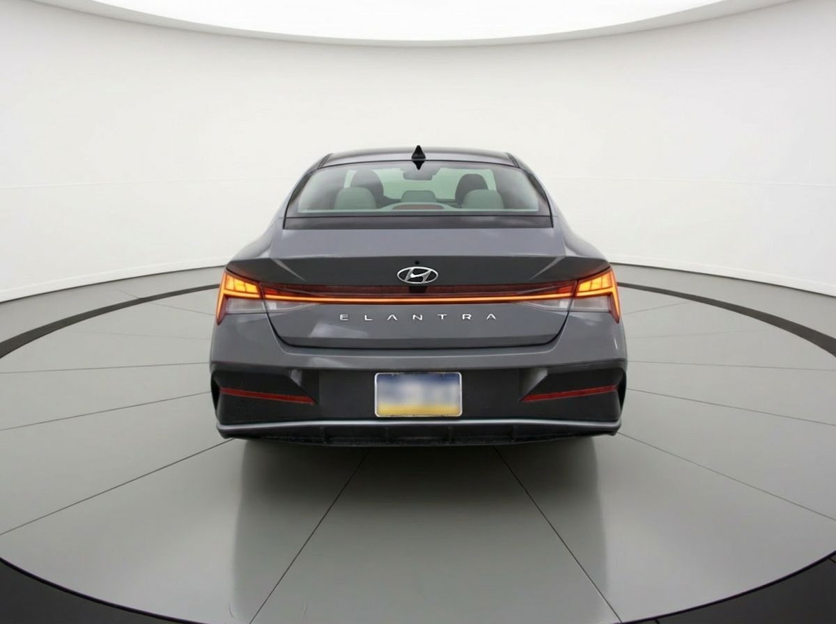 Thumbnail: 2025 Hyundai Elantra - 6