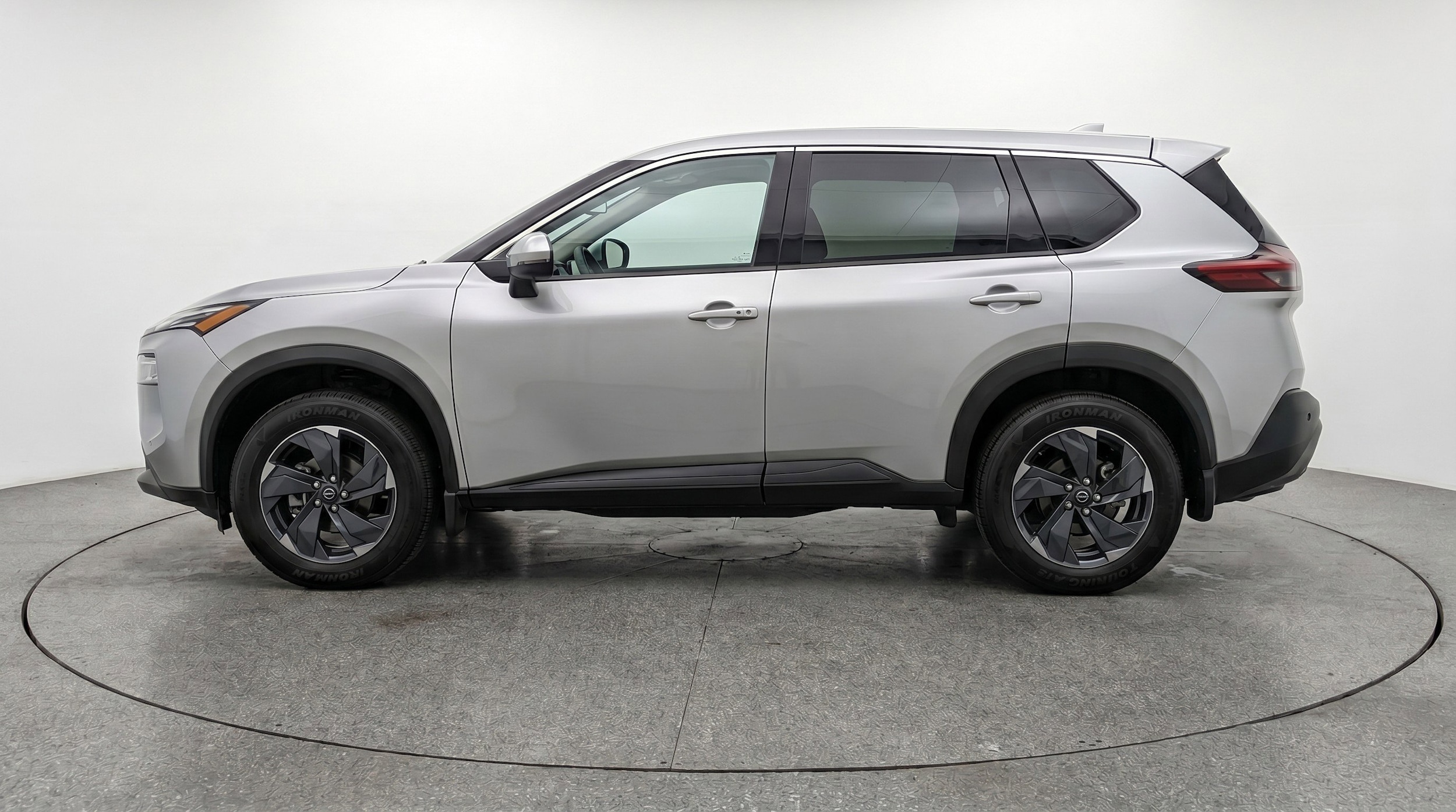 Thumbnail: 2025 Nissan Rogue - 5