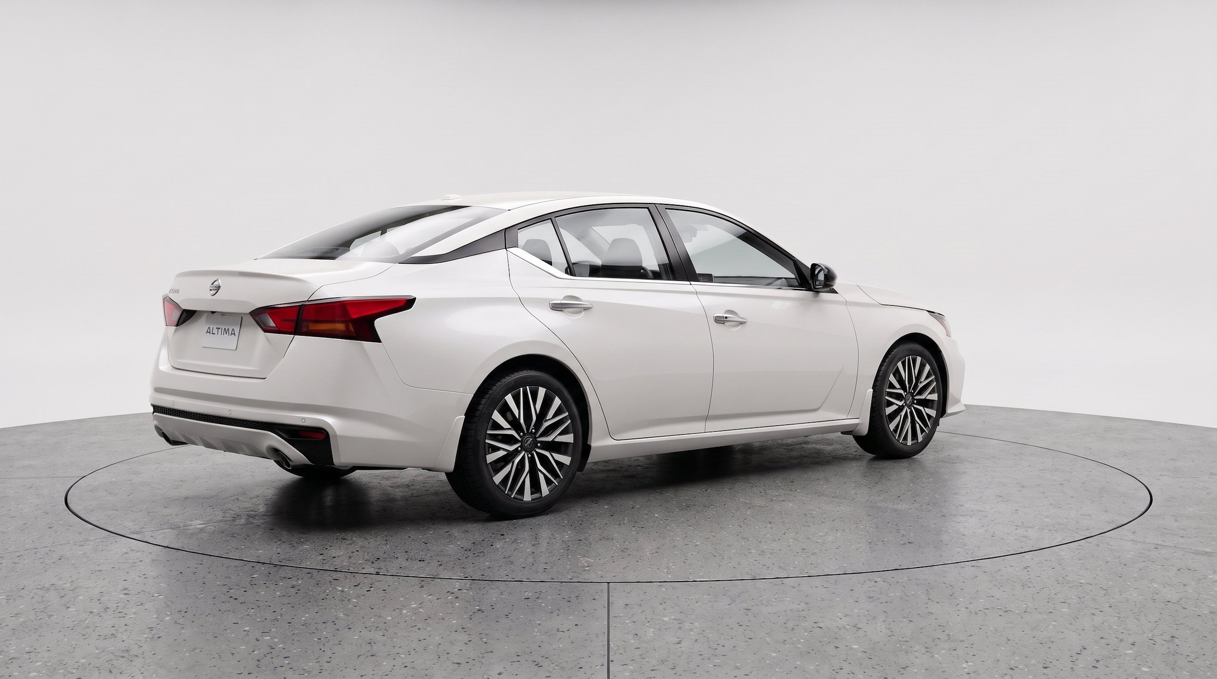 Thumbnail: 2025 Nissan Altima - 9