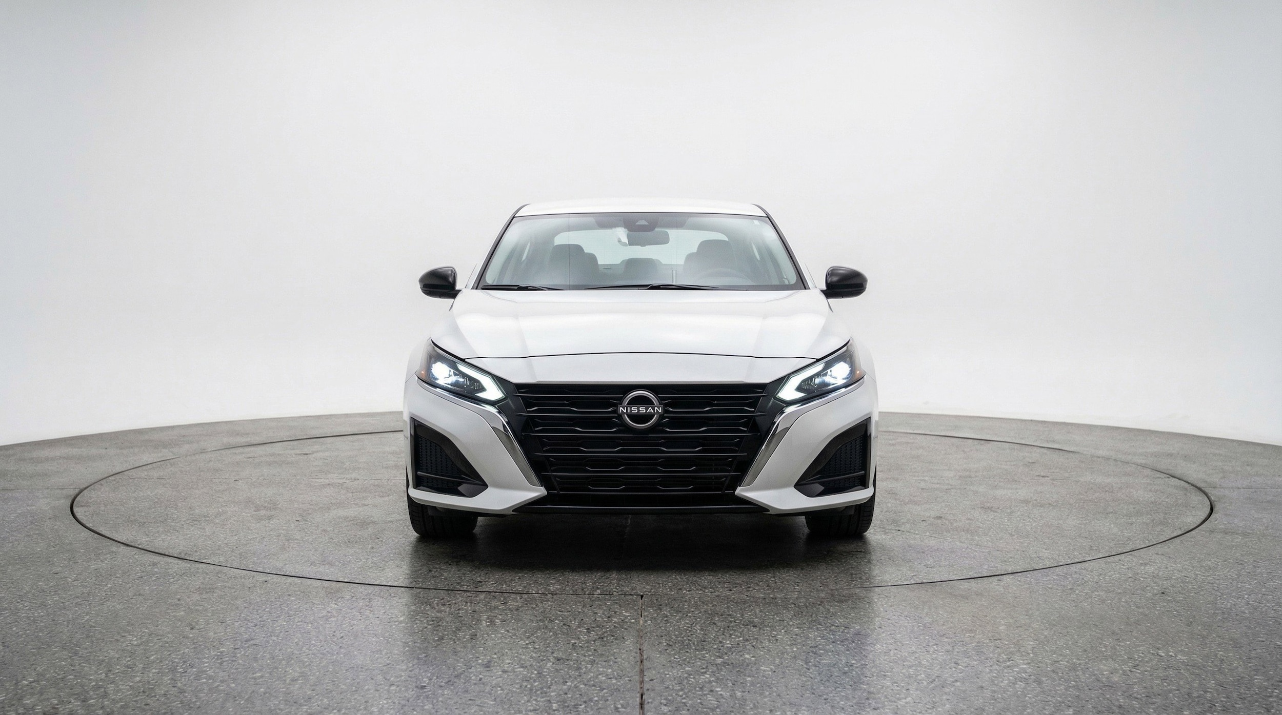 Thumbnail: 2025 Nissan Altima - 2