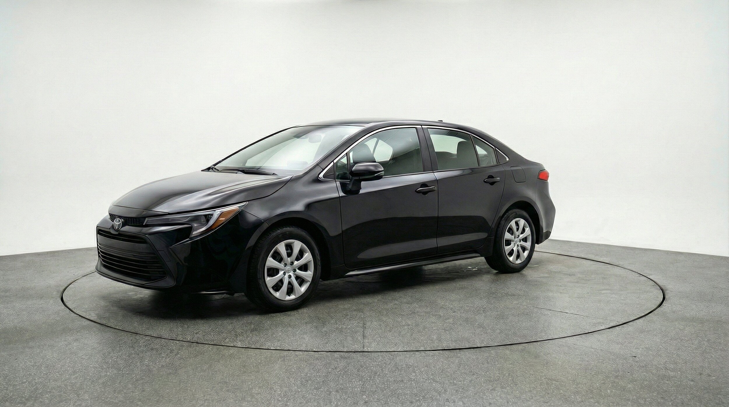 Thumbnail: 2025 Toyota Corolla - 3