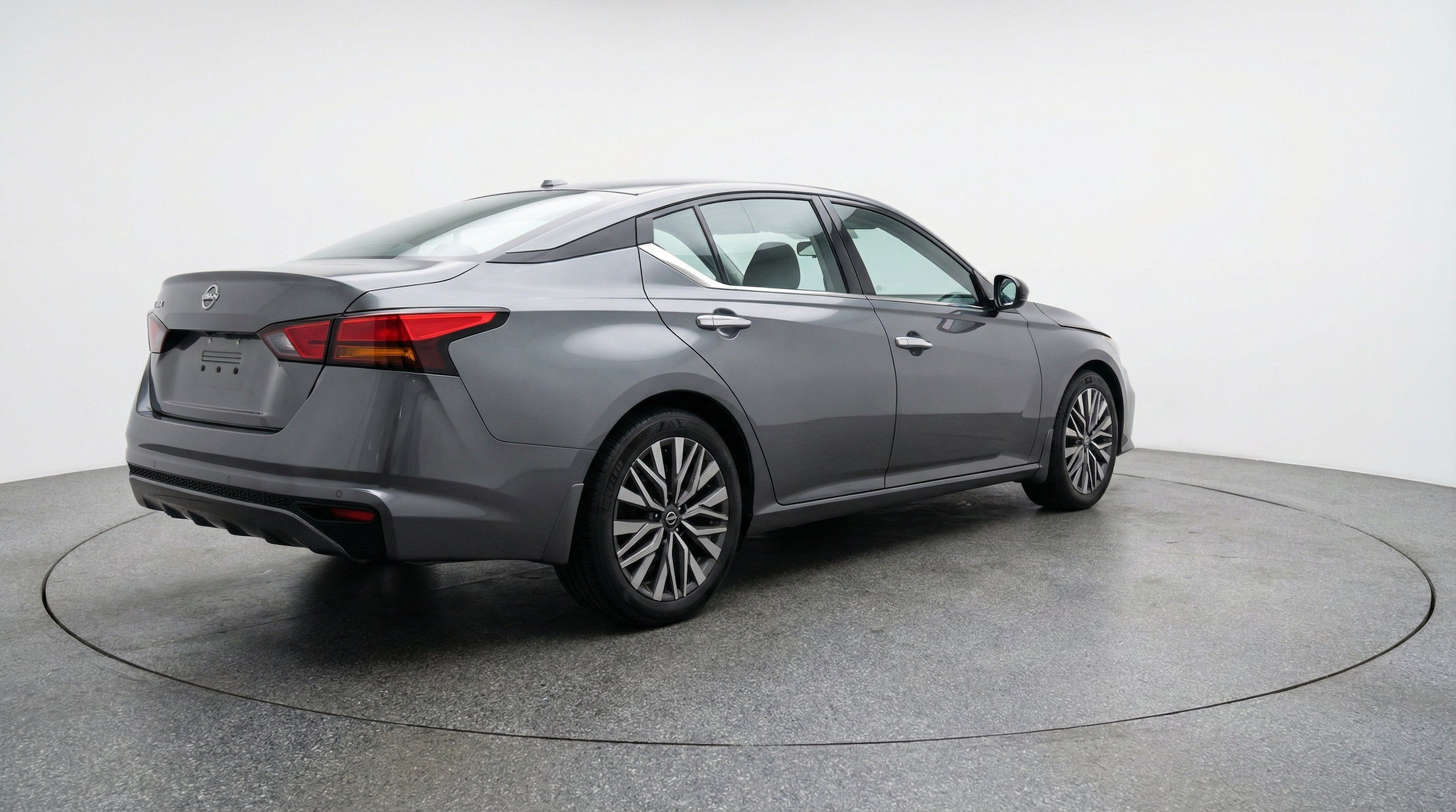 Thumbnail: 2025 Nissan Altima - 9