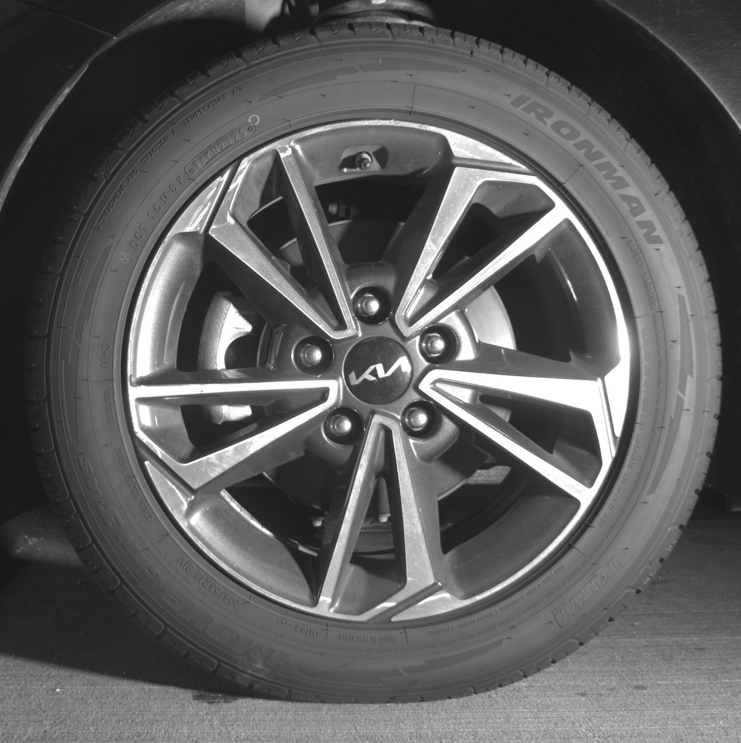 Thumbnail: 2024 Kia Forte - 9