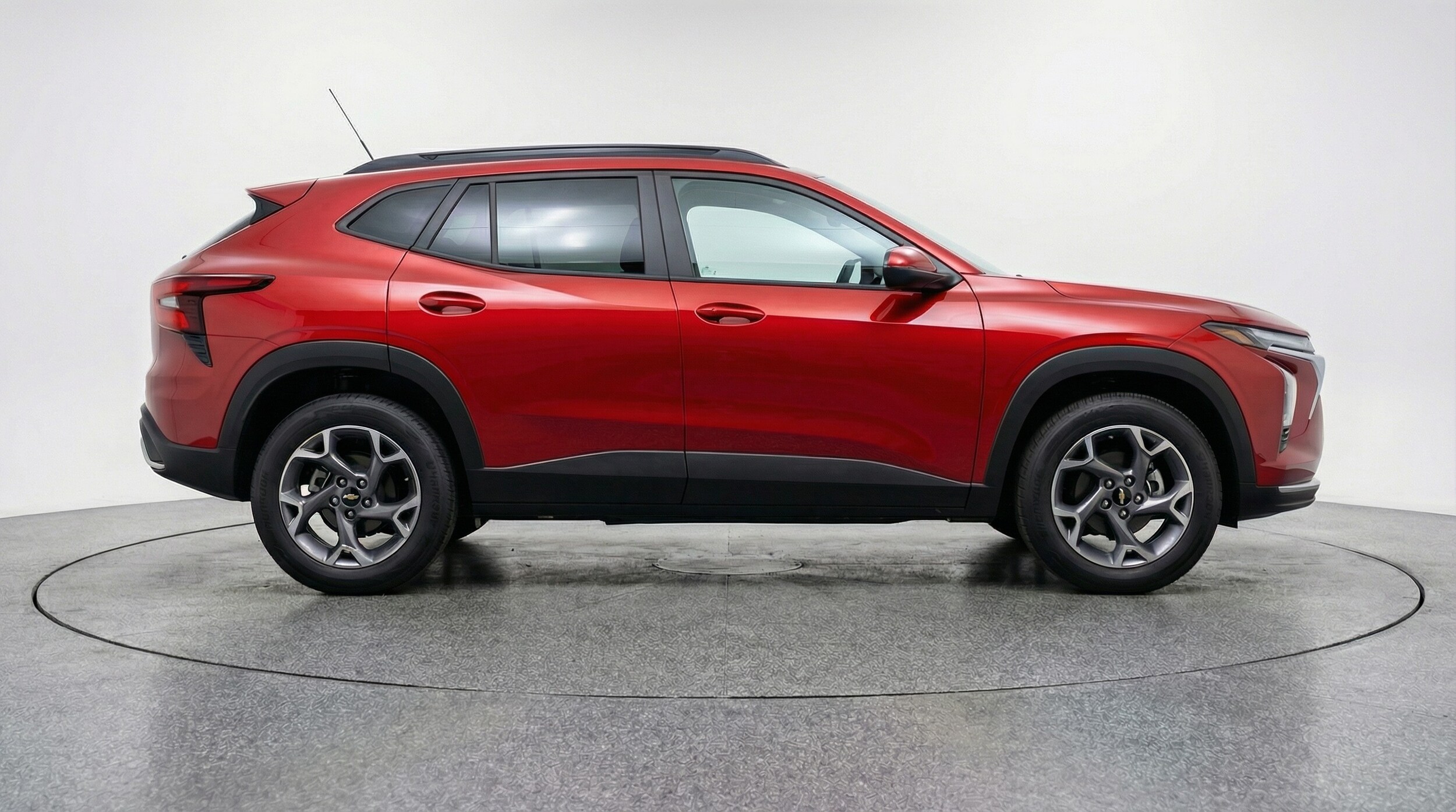 Thumbnail: 2025 Chevrolet Trax - 8