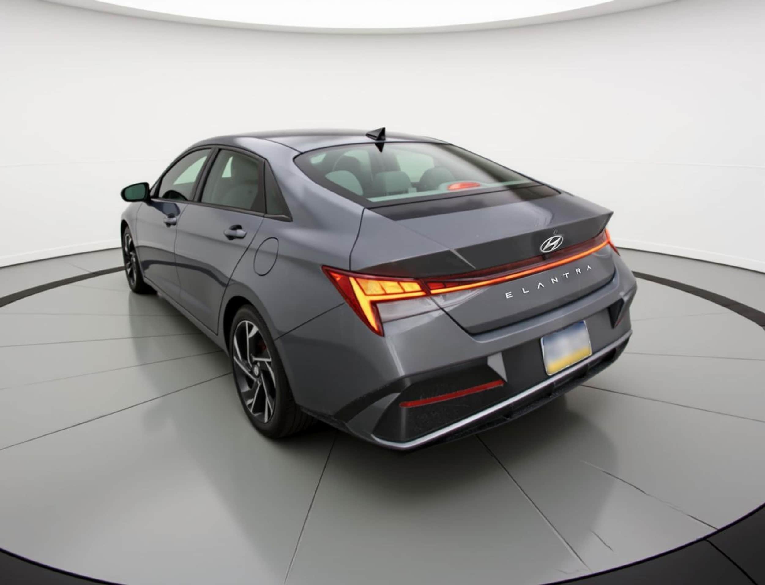 Thumbnail: 2025 Hyundai Elantra - 5