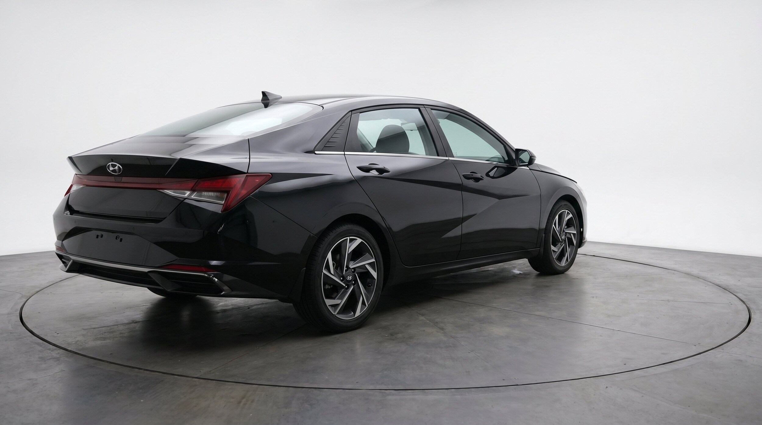 Thumbnail: 2025 Hyundai Elantra - 9