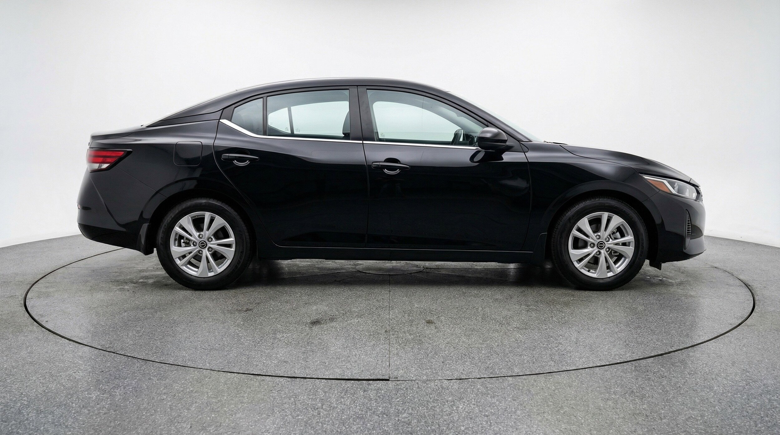 Thumbnail: 2025 Nissan Sentra - 11