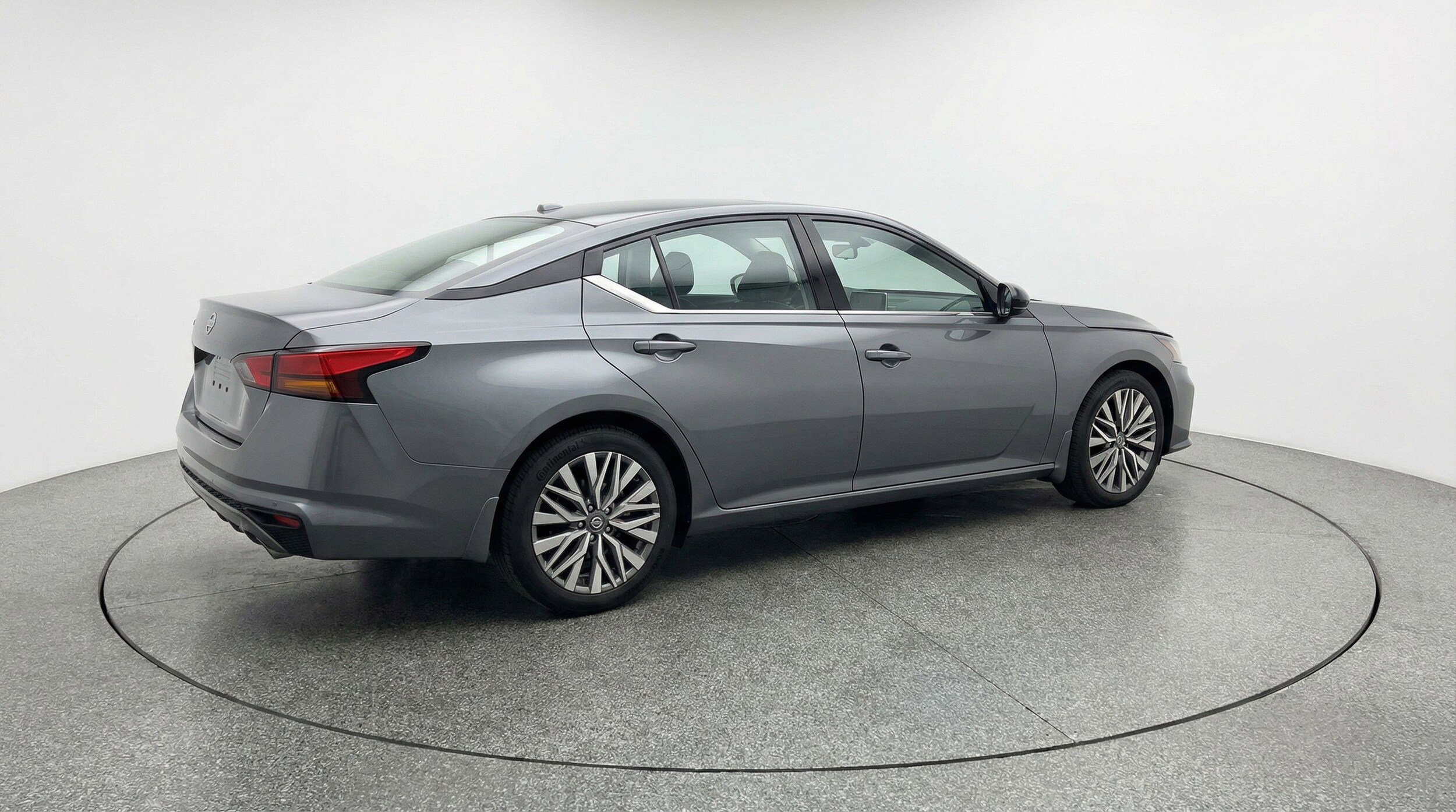 Thumbnail: 2025 Nissan Altima - 9