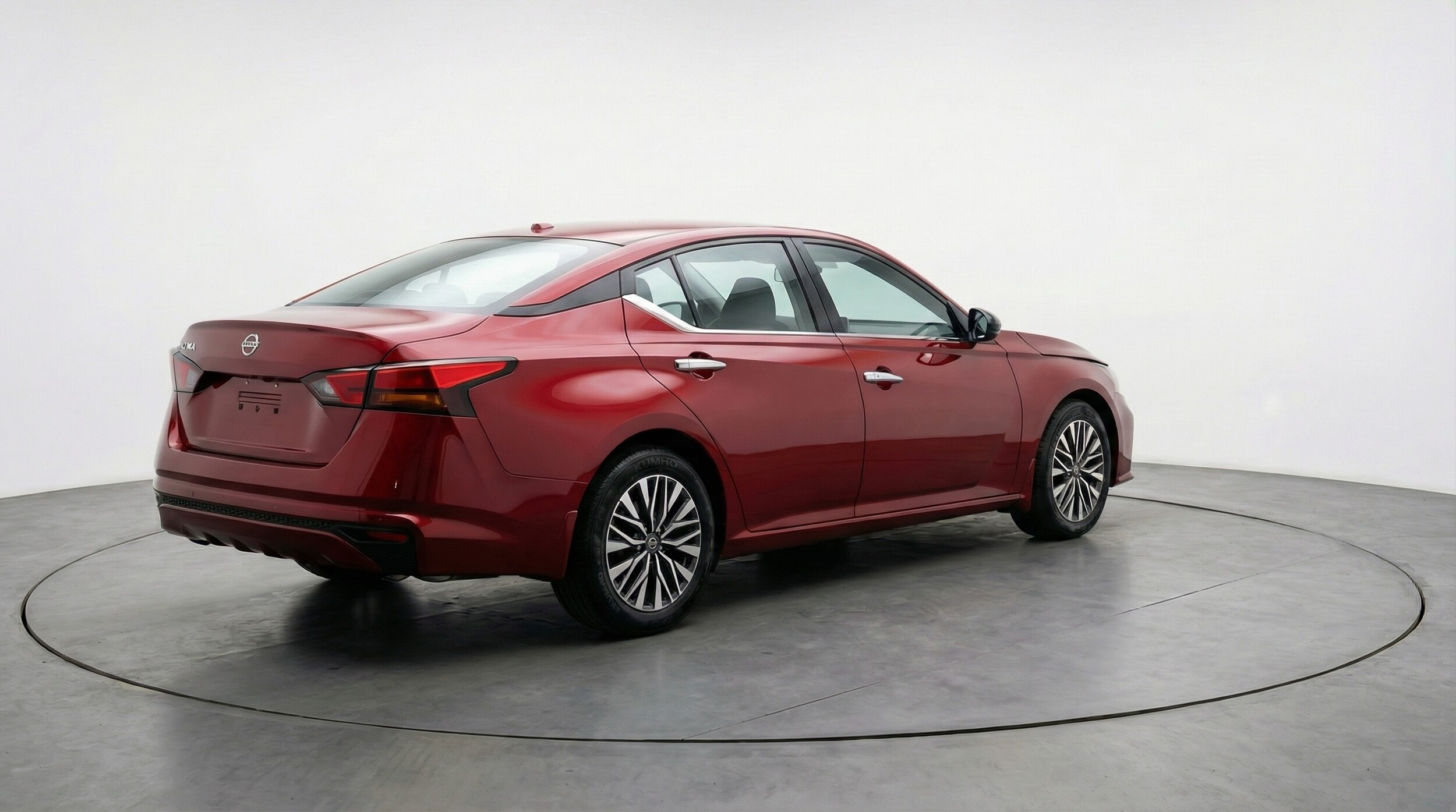 Thumbnail: 2025 Nissan Altima - 7