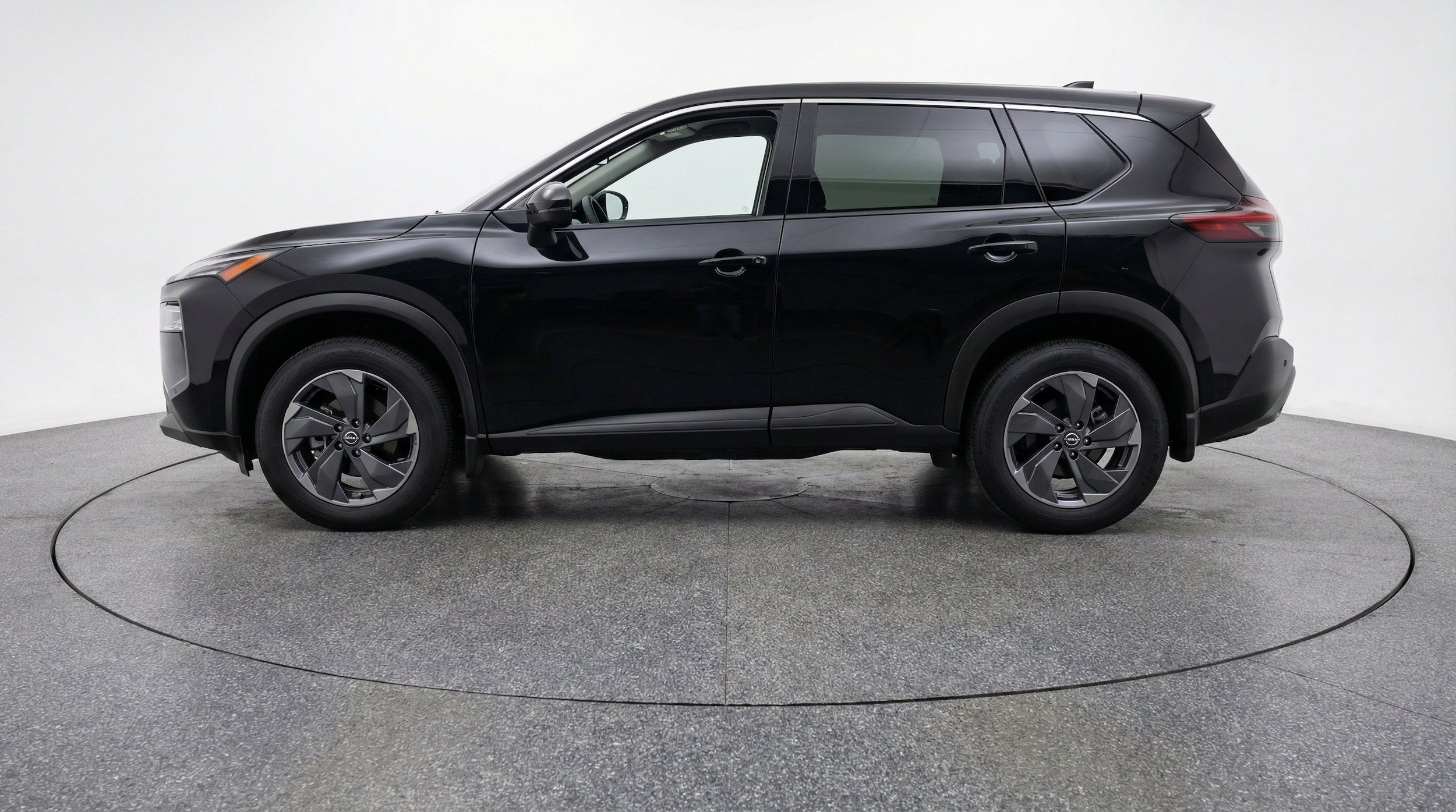 Thumbnail: 2025 Nissan Rogue - 5