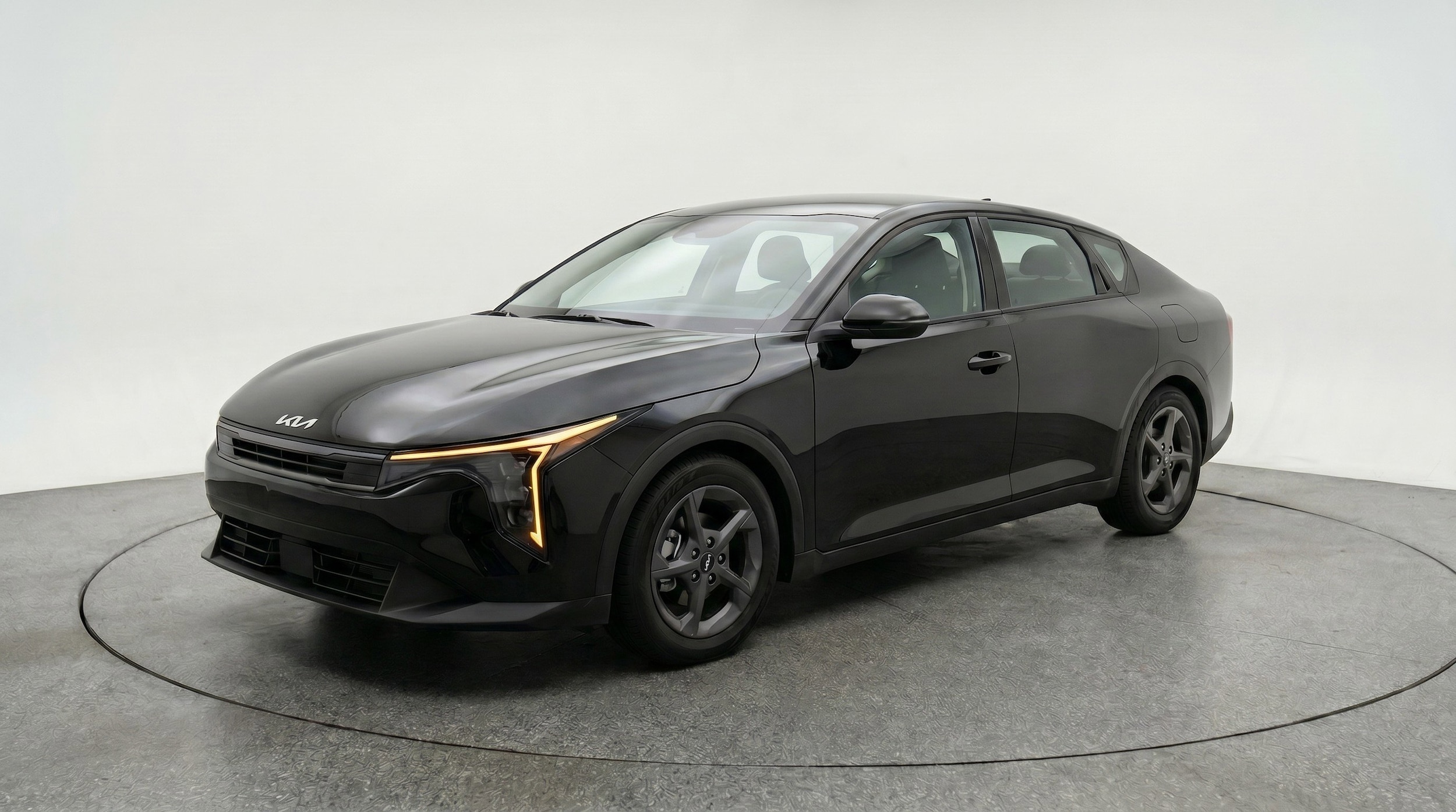 Thumbnail: 2025 Kia K4 - 3