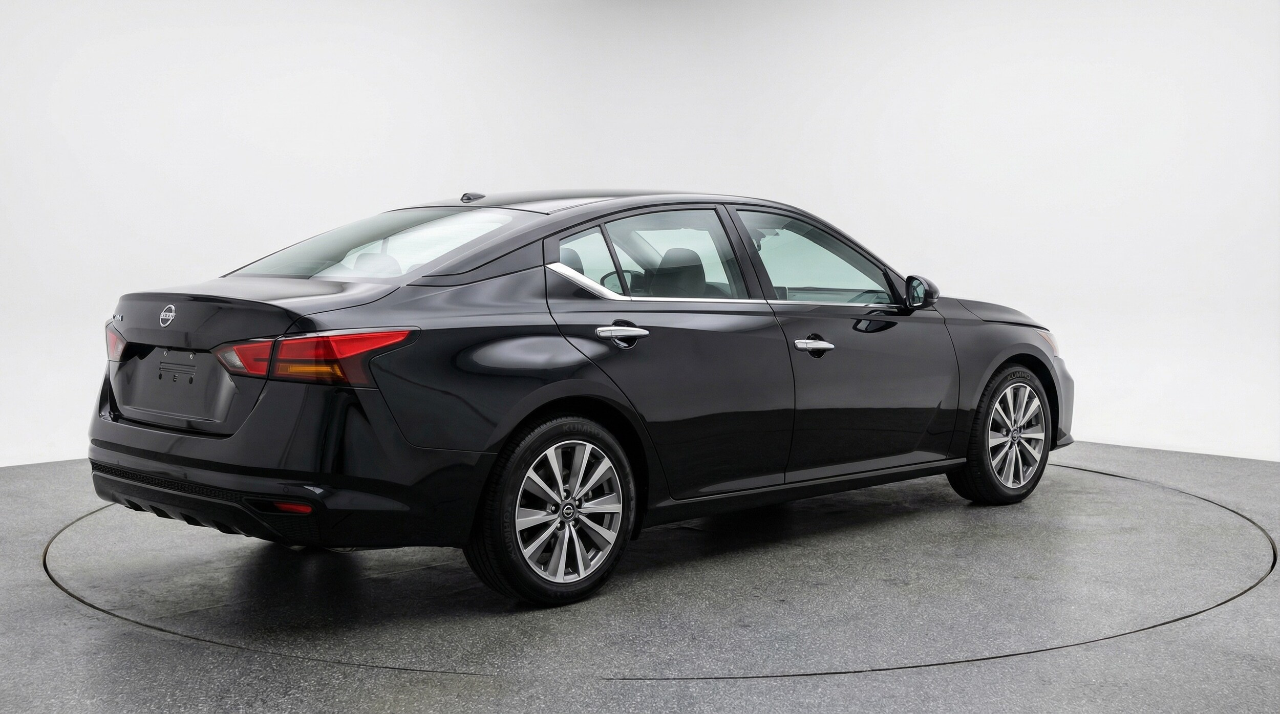 Thumbnail: 2025 Nissan Altima - 7