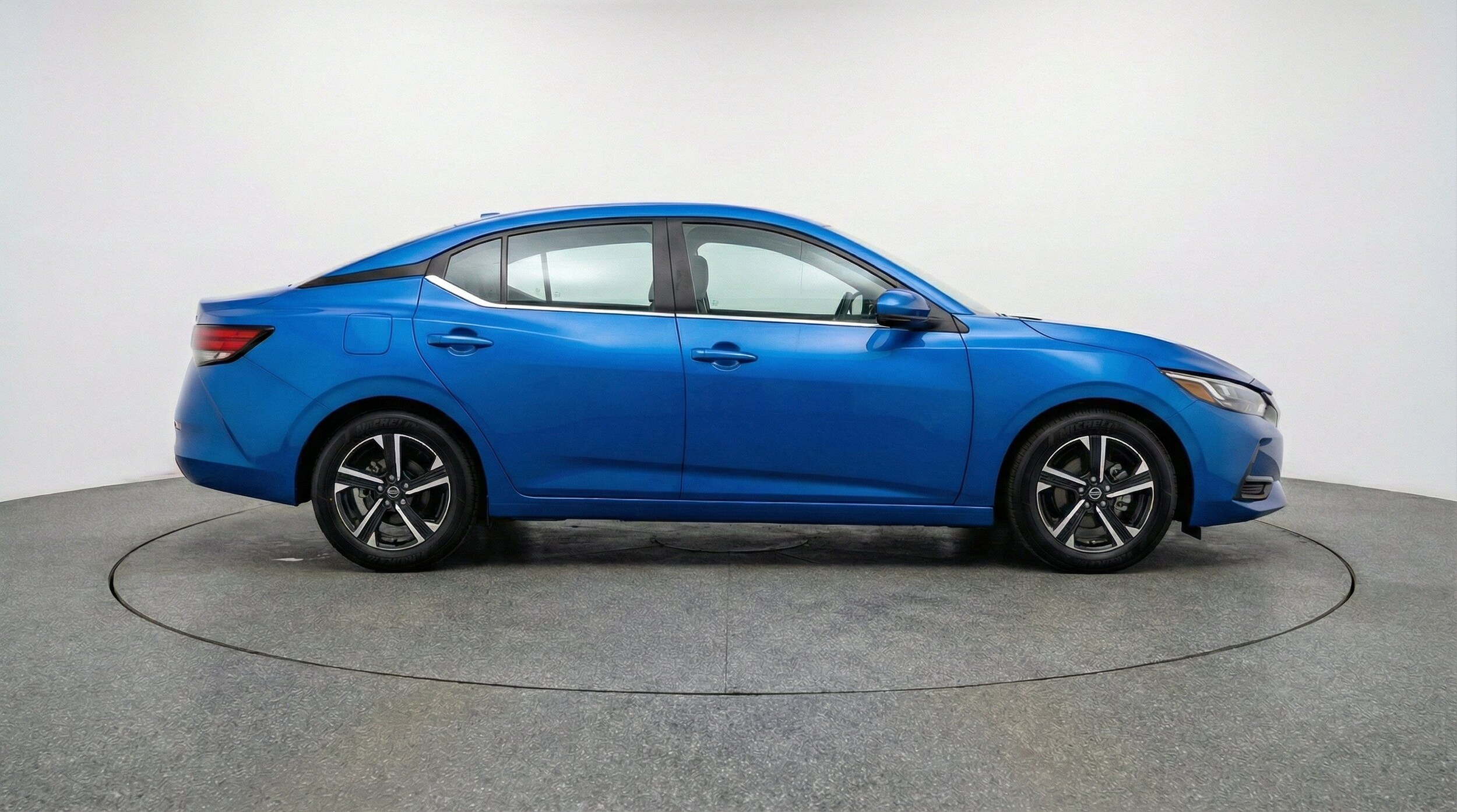 Thumbnail: 2025 Nissan Sentra - 11