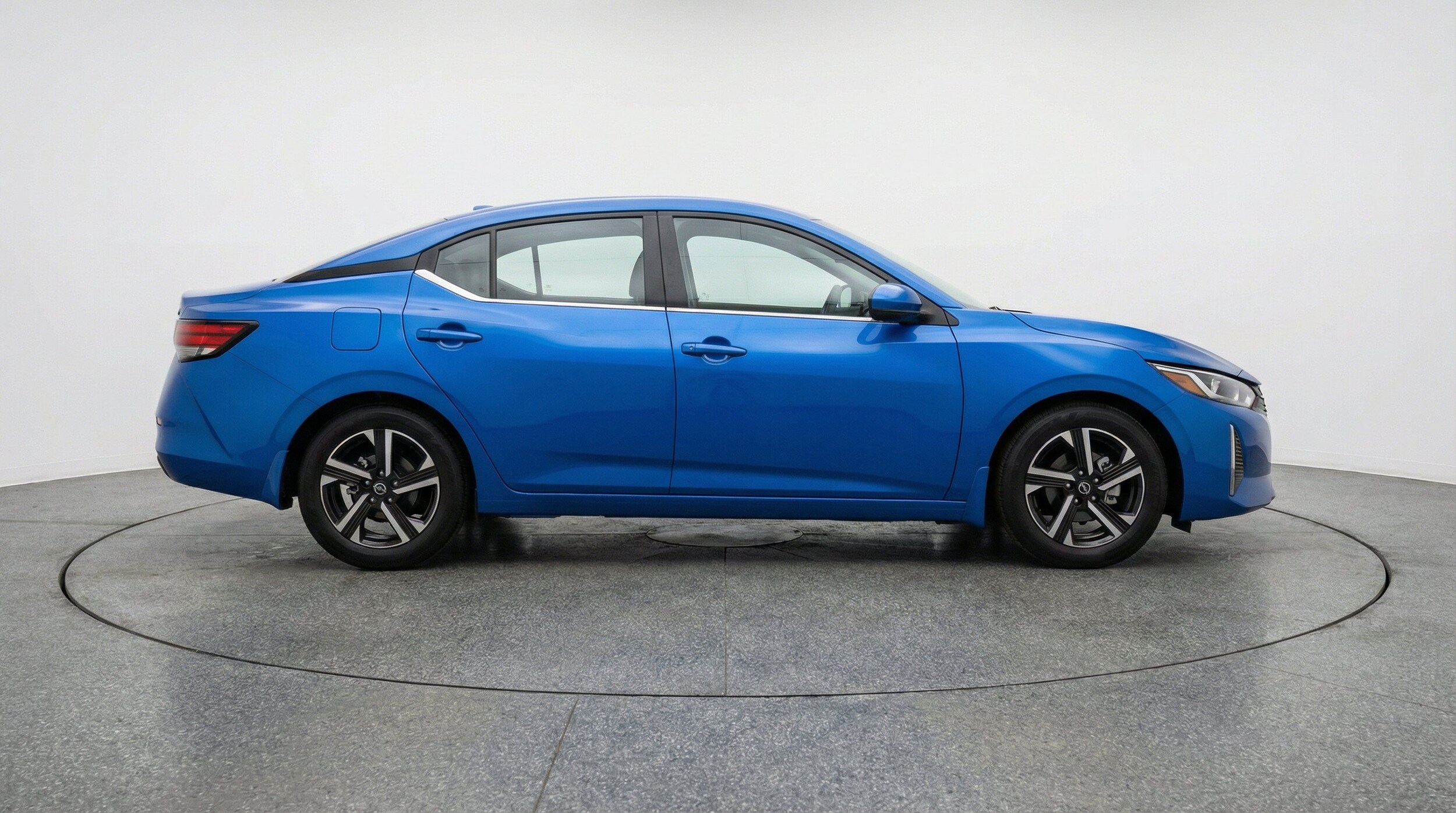 Thumbnail: 2025 Nissan Sentra - 11