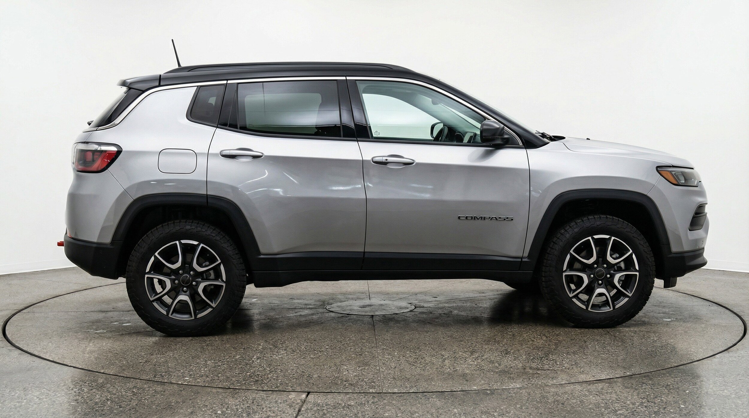 Thumbnail: 2025 Jeep Compass - 11