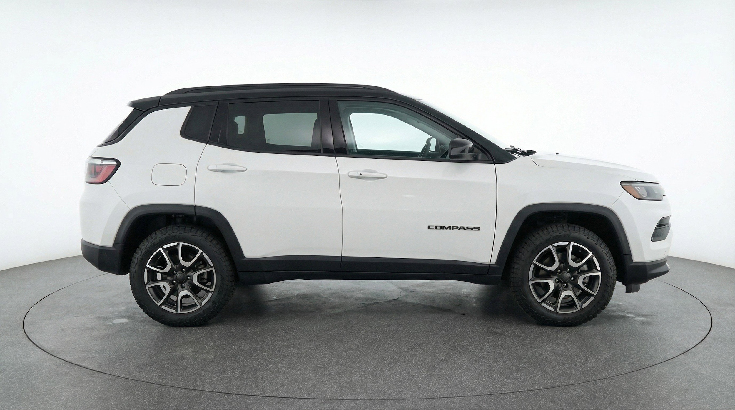 Thumbnail: 2025 Jeep Compass - 11