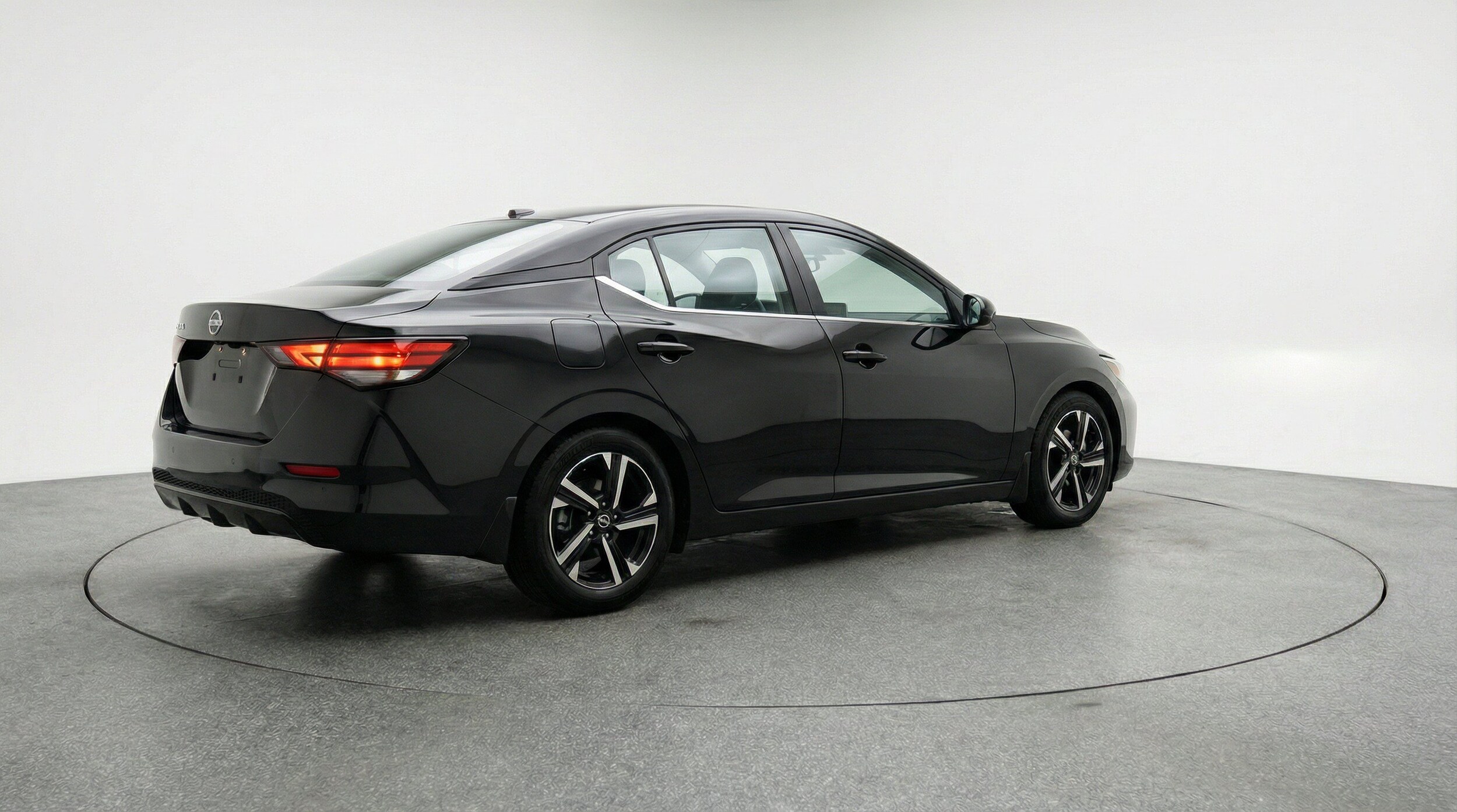 Thumbnail: 2025 Nissan Sentra - 9