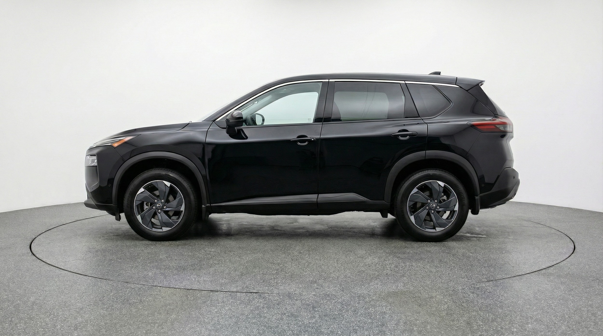 Thumbnail: 2025 Nissan Rogue - 4