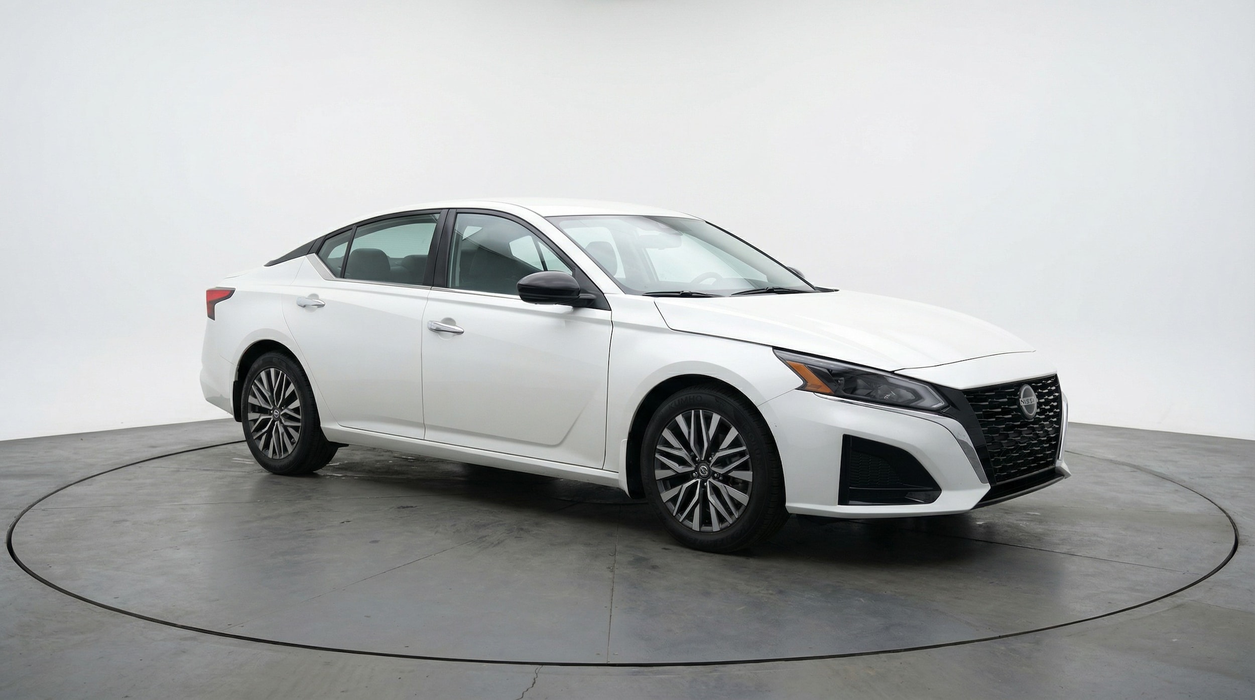 Thumbnail: 2025 Nissan Altima - 1