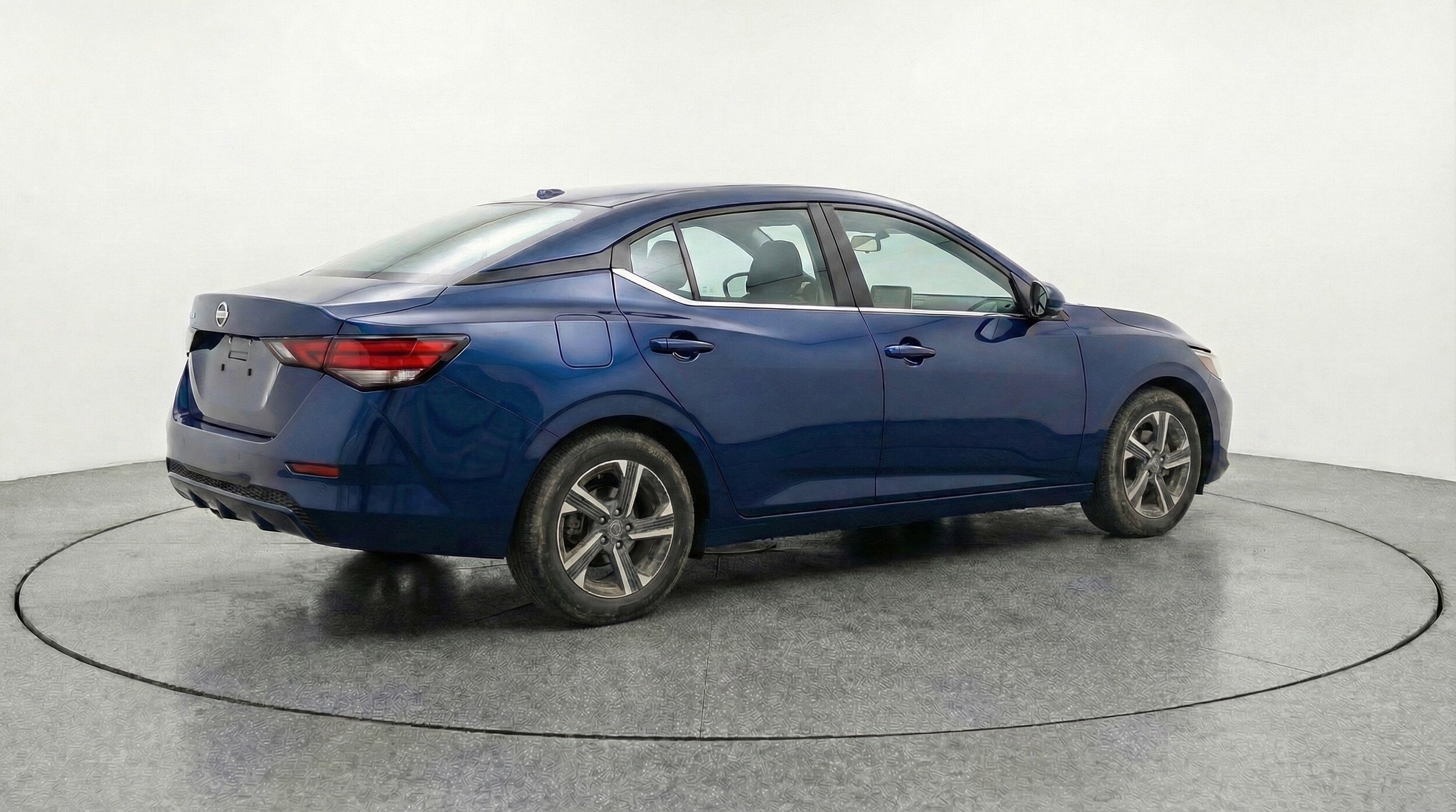 Thumbnail: 2025 Nissan Sentra - 9