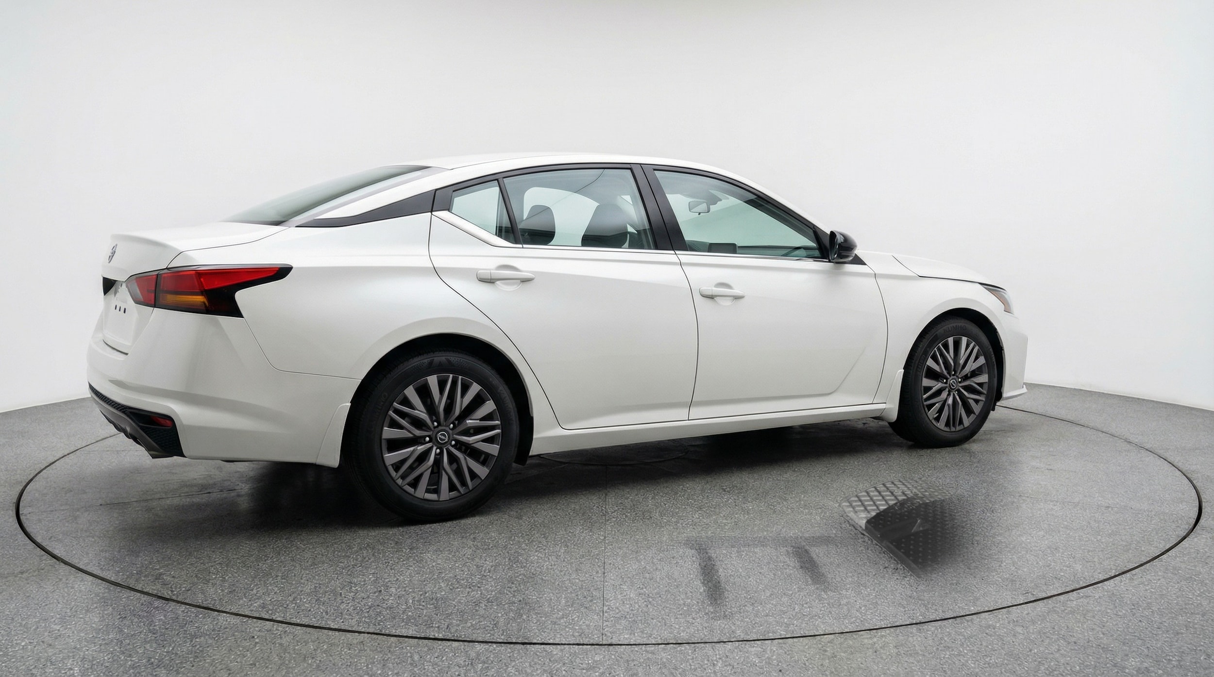 Thumbnail: 2025 Nissan Altima - 7